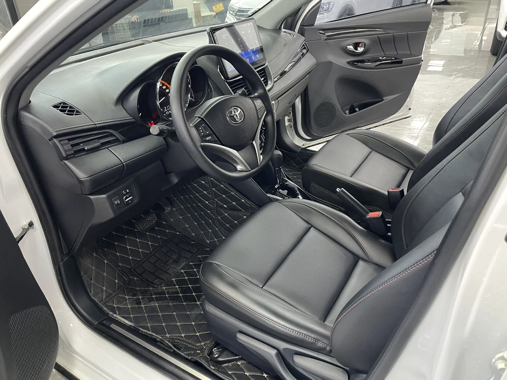 Toyota Yaris L 2022 Под заказ из Китая - миниатюра 4