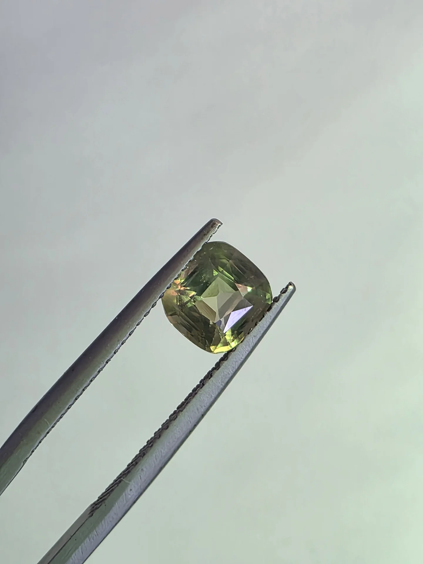 Натуральный хризоберилл 2.45Ct Шри-Ланка - миниатюра 2