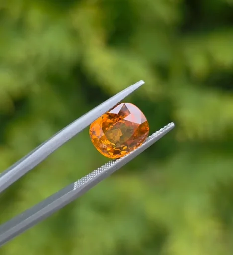 Натуральный оранжевый циркон 6,41 Ct Танзания - миниатюра 2