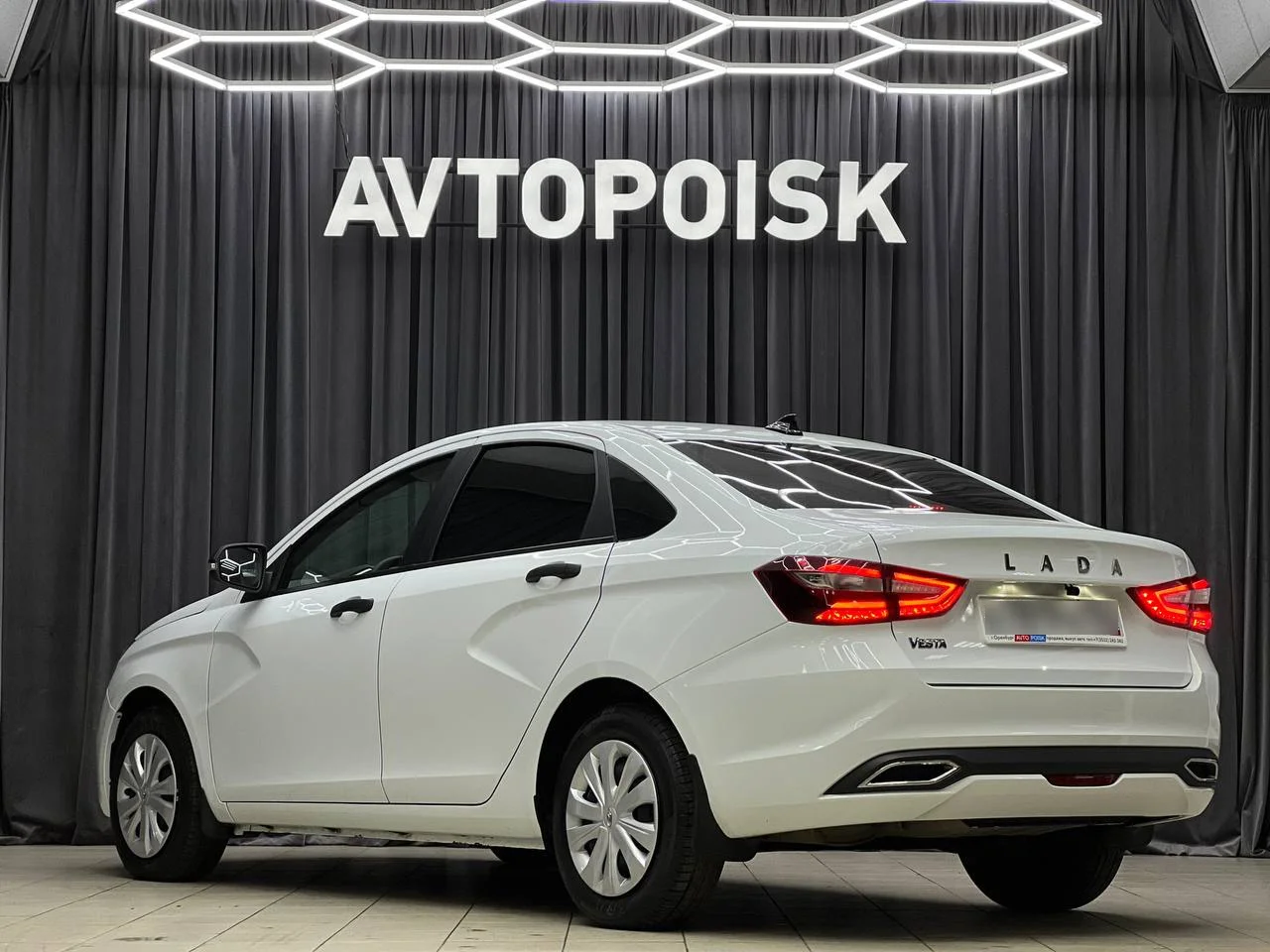 Lada Vesta 1.8 CVT 2024 год - миниатюра 6