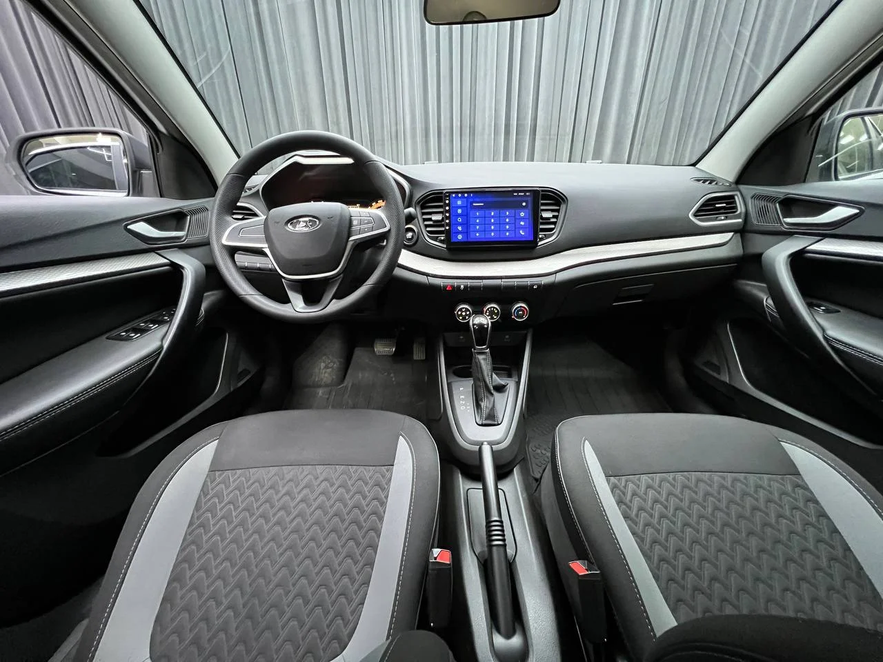 Lada Vesta 1.8 CVT 2024 год - миниатюра 9