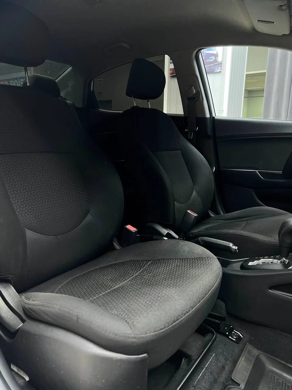 Kia Rio 1.4 AT 2013 год - миниатюра 10