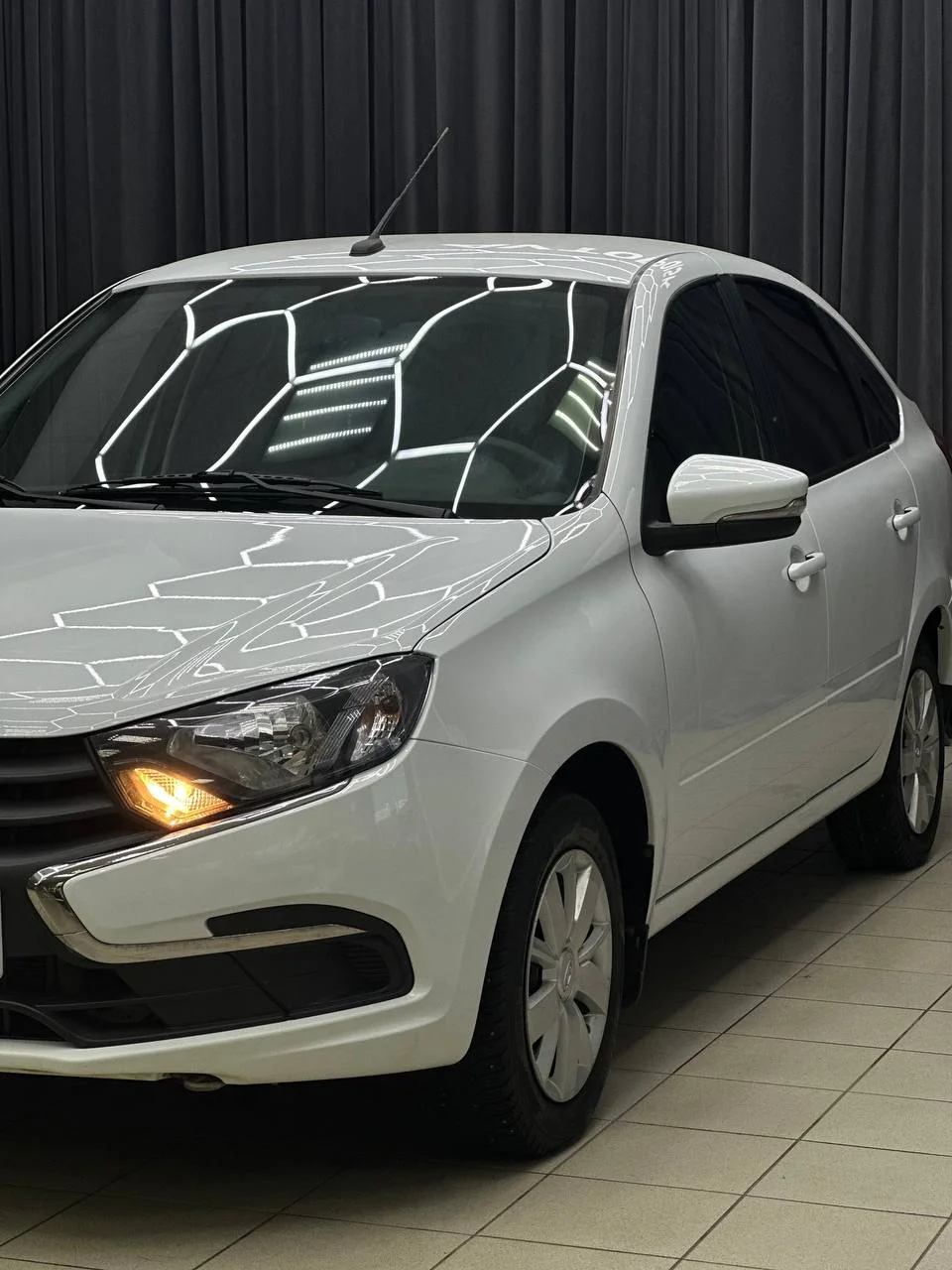 Lada Granta 8 кл МТ 2023 год - миниатюра 6