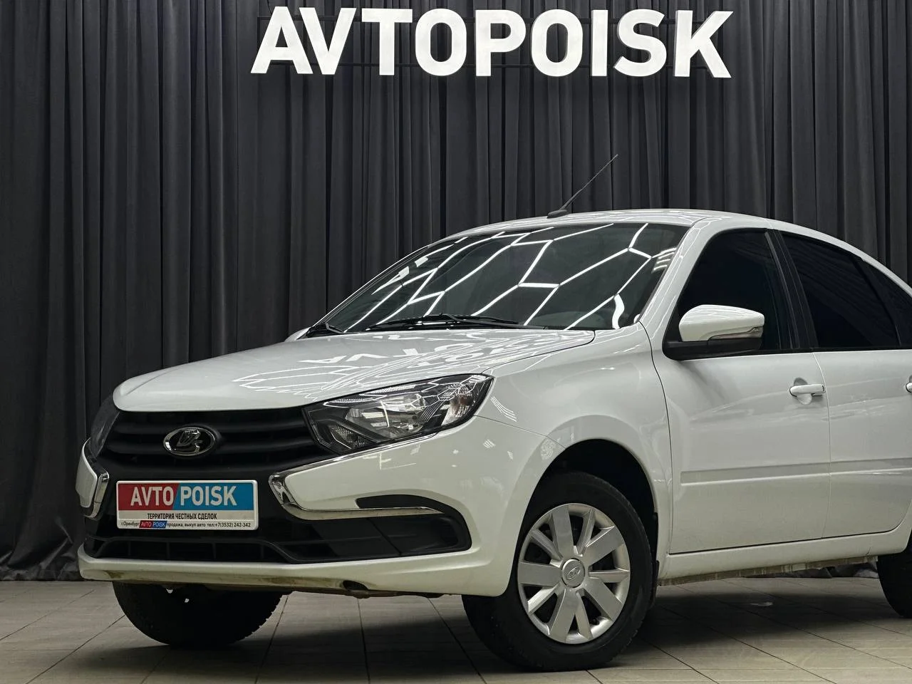 Lada Granta 8 кл МТ 2023 год - миниатюра 8