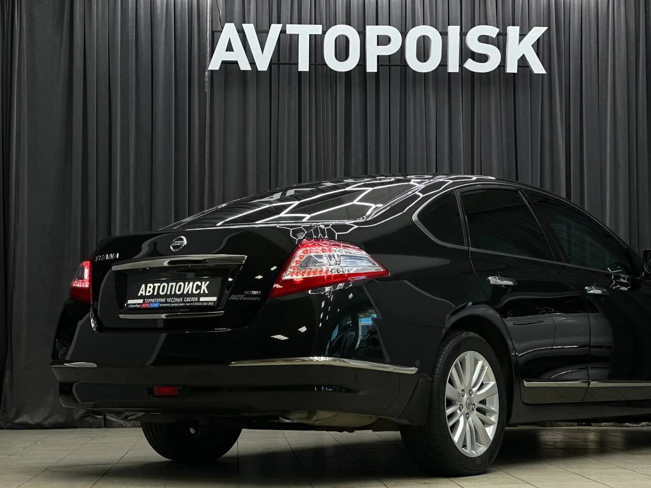 Nissan Teana 2.5 АТ 2011 год - миниатюра 9