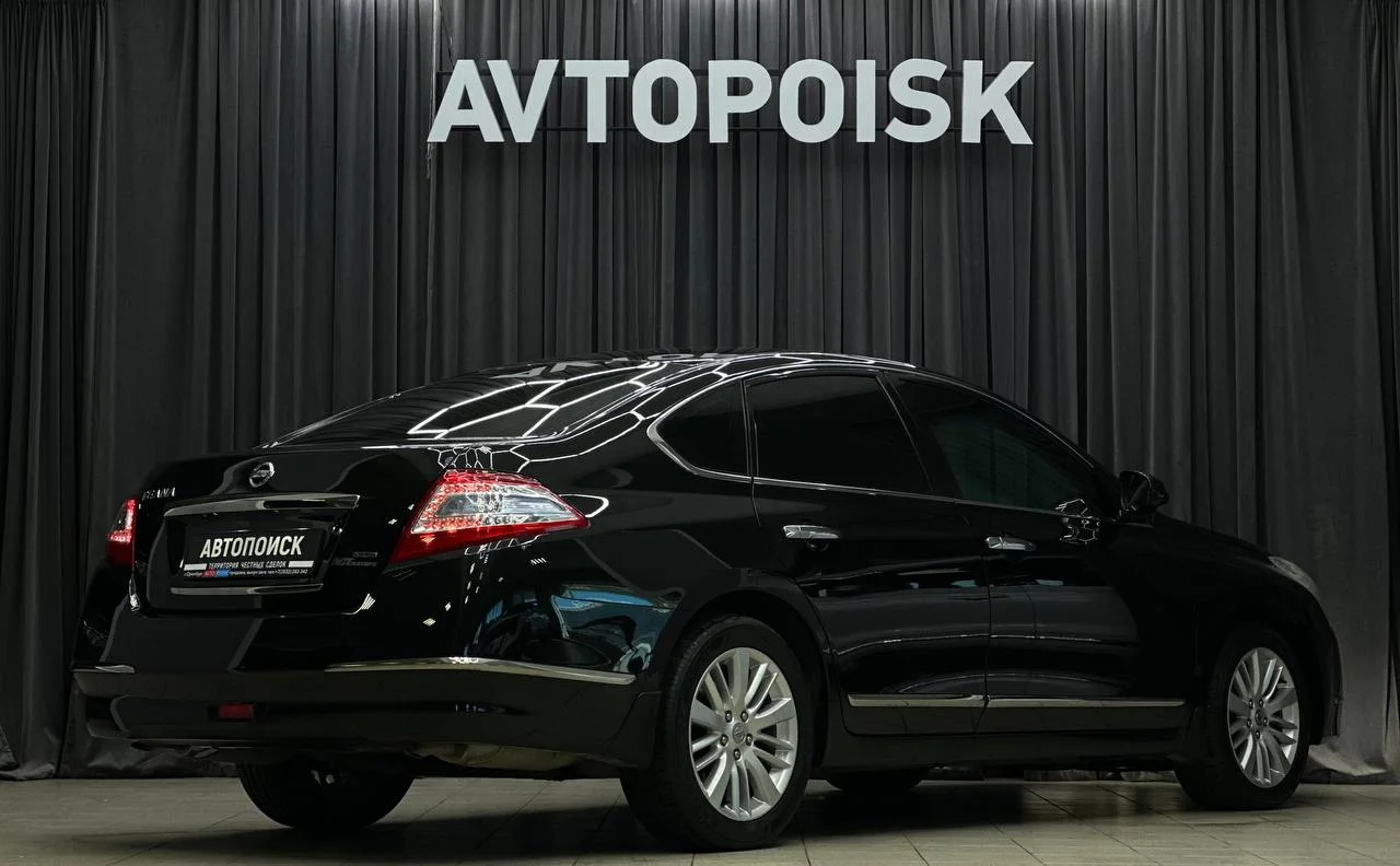 Nissan Teana 2.5 АТ 2011 год - миниатюра 10