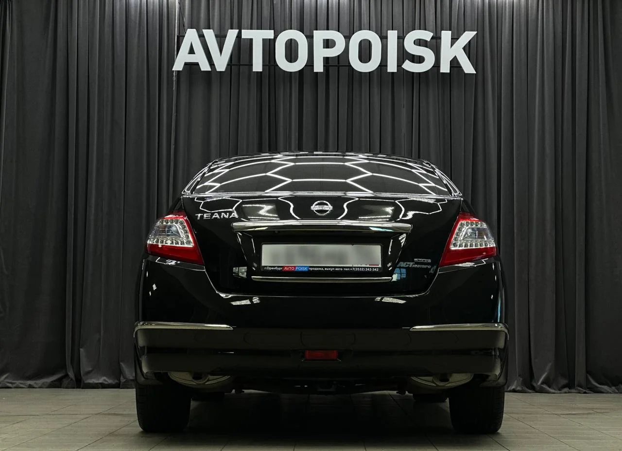 Nissan Teana 2.5 АТ 2011 год - миниатюра 11