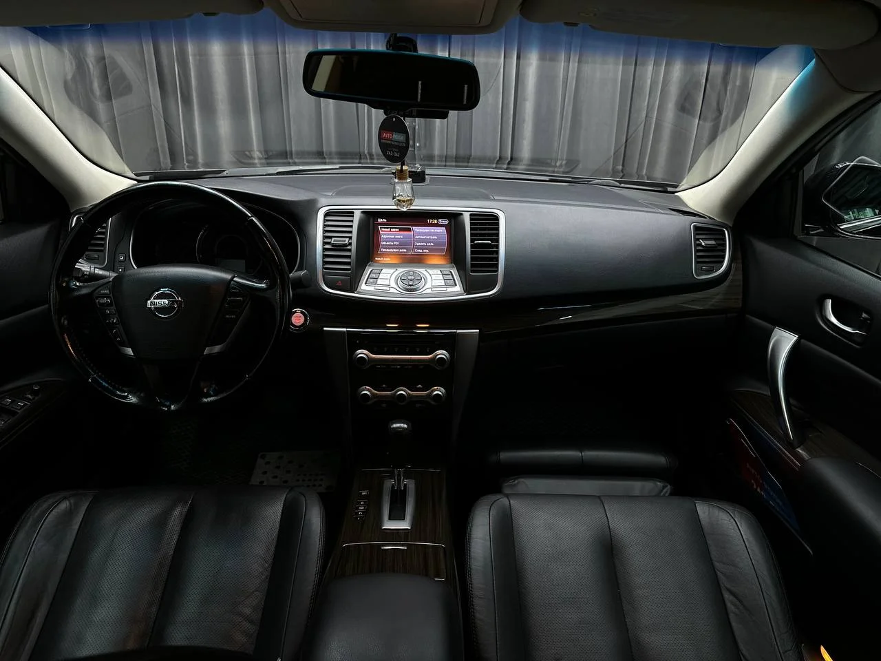 Nissan Teana 2.5 АТ 2011 год - миниатюра 15
