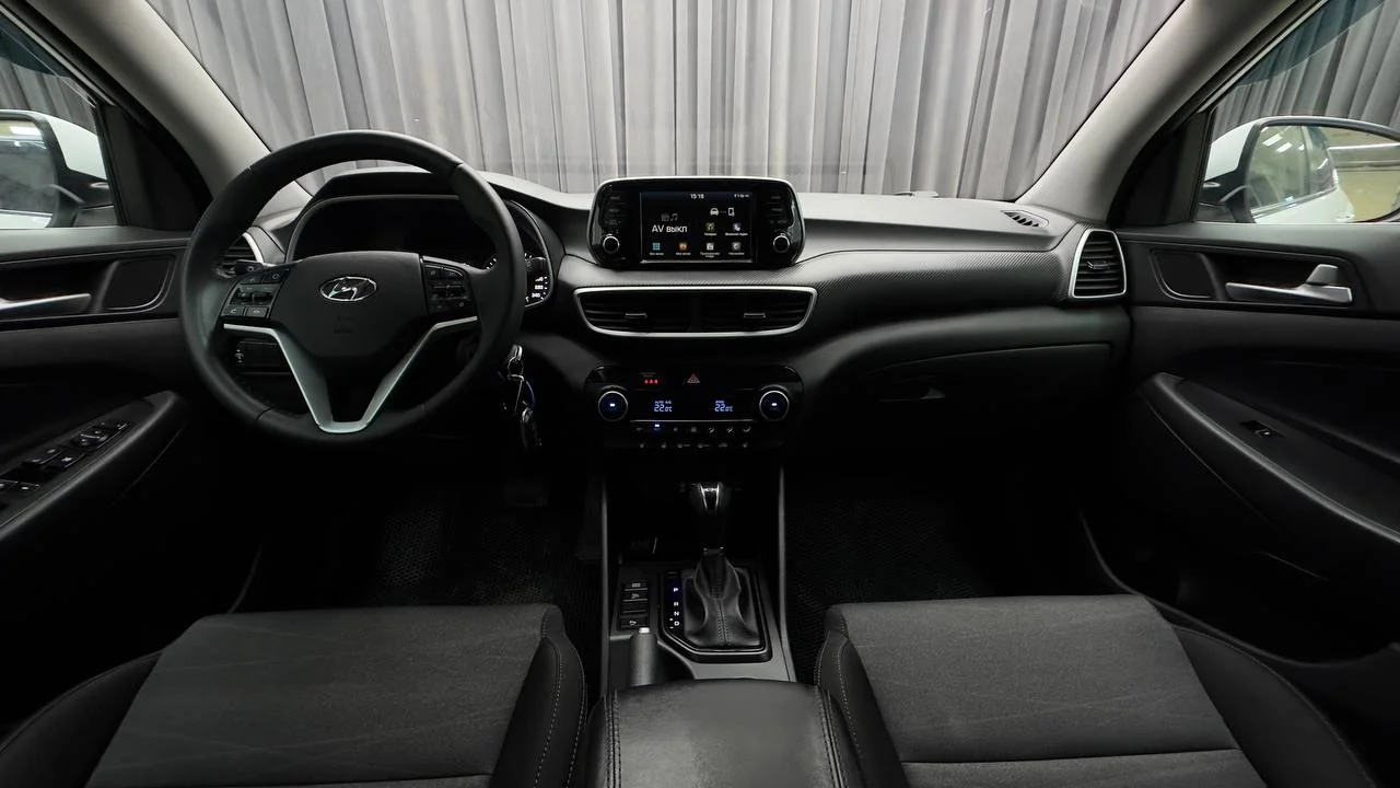Hyundai Tucson 2.0 АТ 2020 год - миниатюра 15