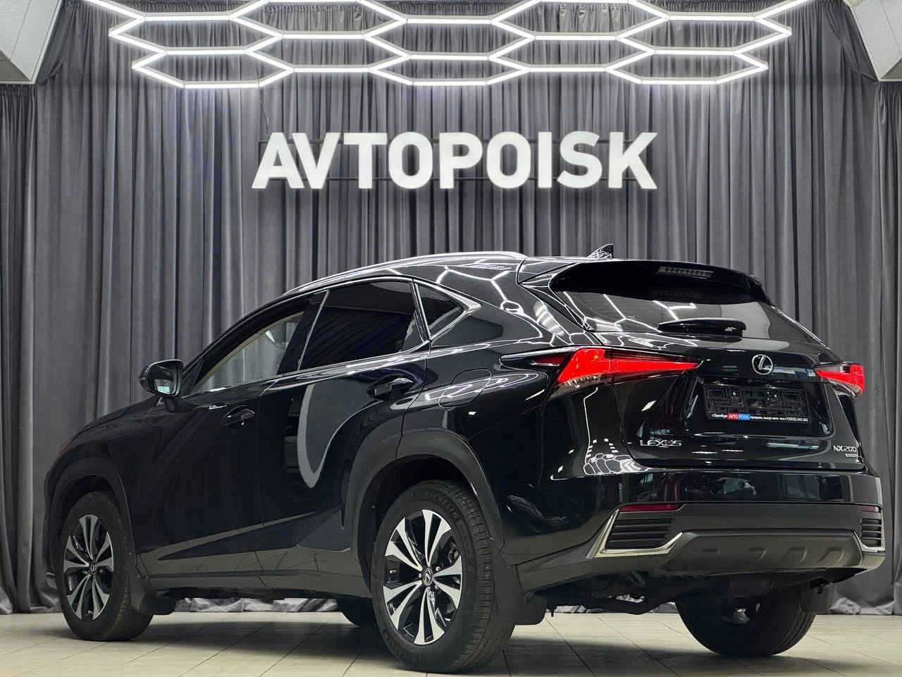 Lexus NX200 2.0 2019 год - миниатюра 6