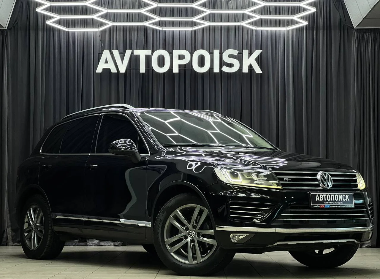 Volkswagen Touareg 3.0 АТ 2017 год - миниатюра 3