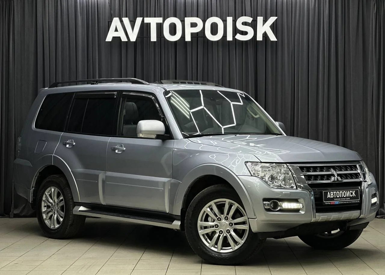 Mitsubishi Pajero 3.2 АТ 2014 год - миниатюра 3