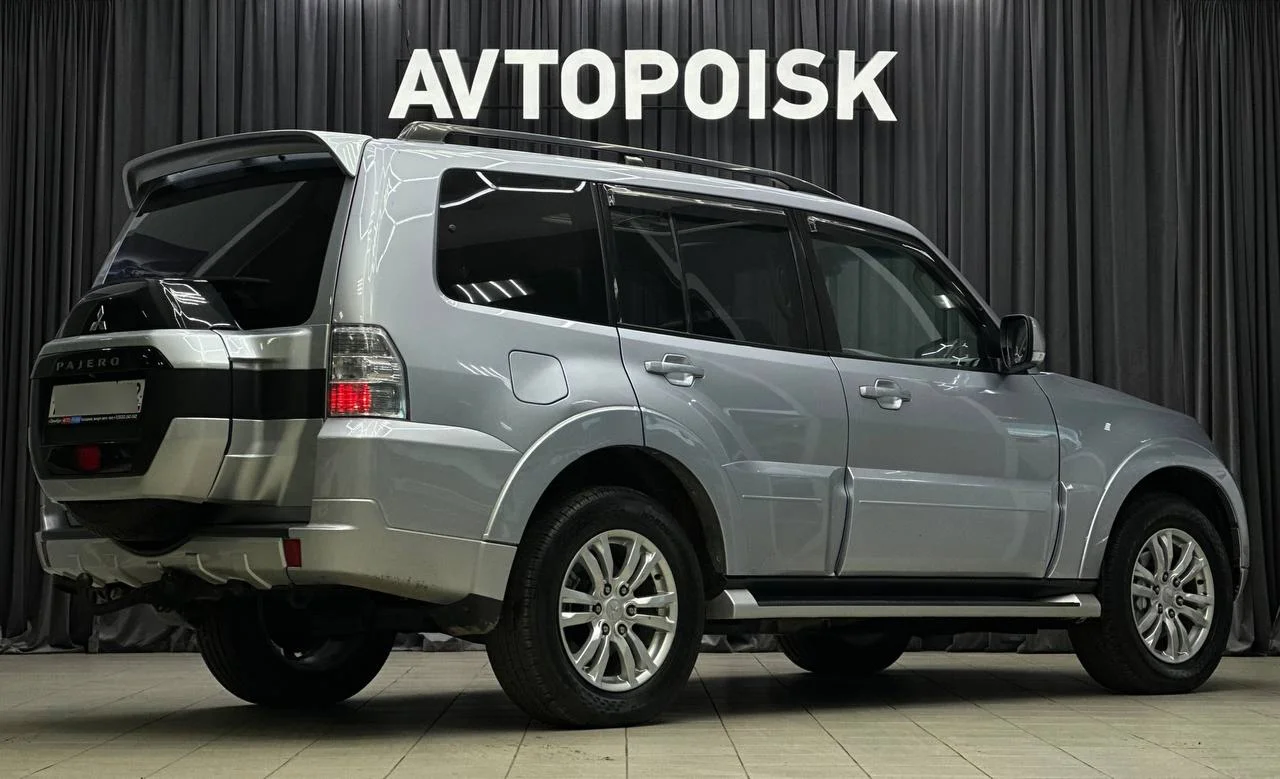 Mitsubishi Pajero 3.2 АТ 2014 год - миниатюра 11