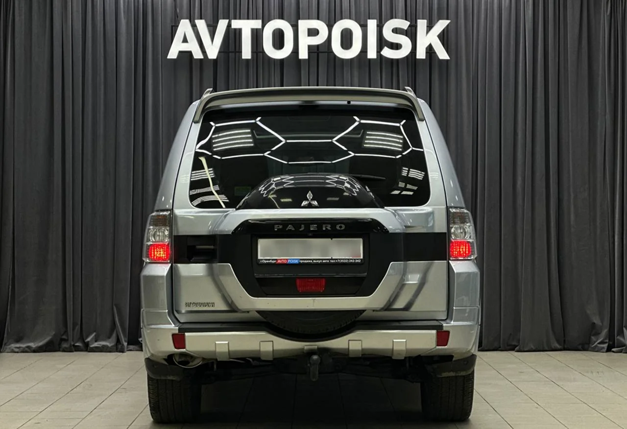 Mitsubishi Pajero 3.2 АТ 2014 год - миниатюра 14