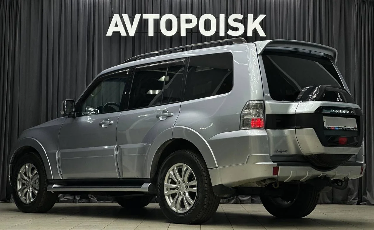 Mitsubishi Pajero 3.2 АТ 2014 год - миниатюра 15