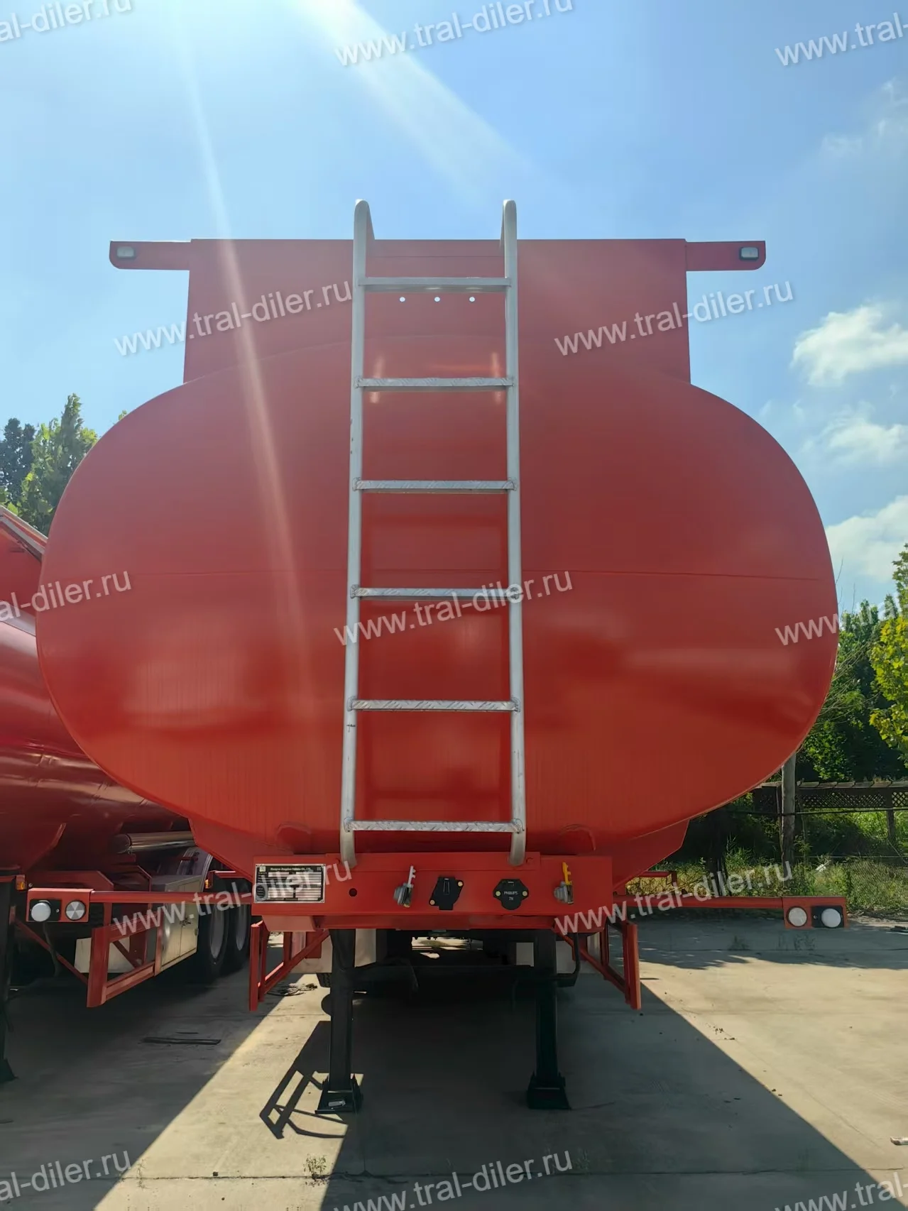 В наличии! Полуприцеп-автоцистерна SHENGRUN SKW9402GYY - миниатюра 5