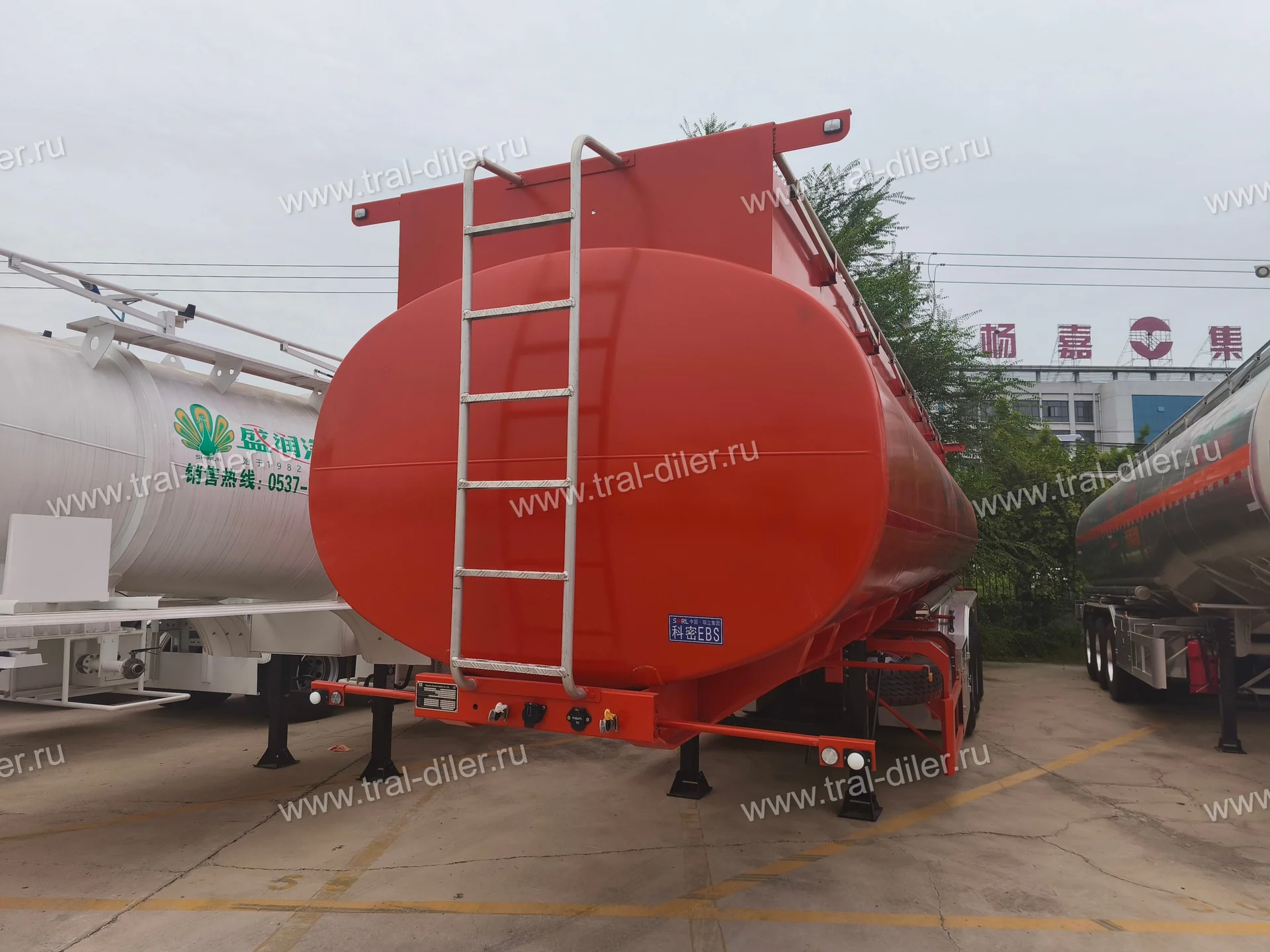 В наличии! Полуприцеп-автоцистерна SHENGRUN SKW9402GYY - миниатюра 6