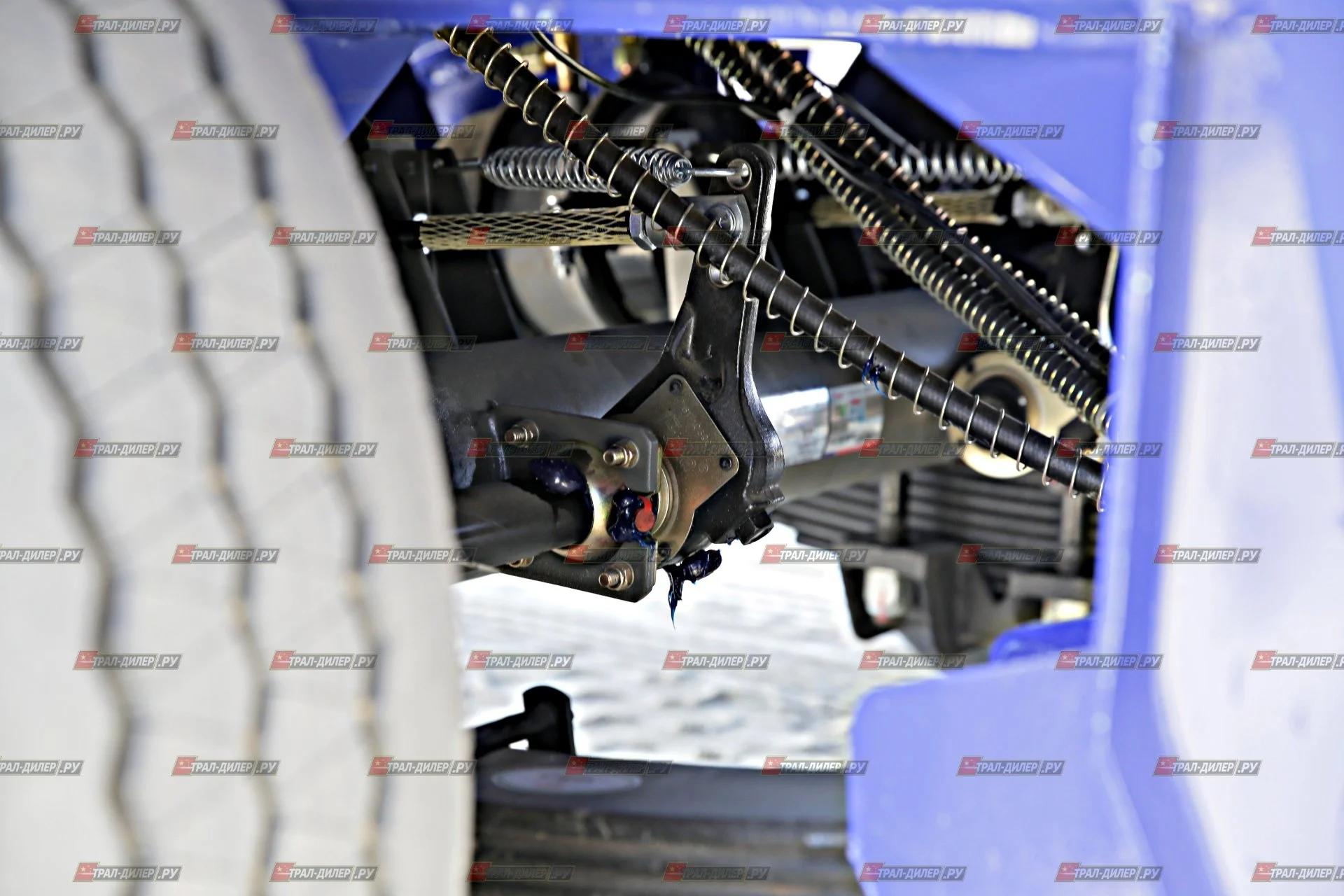 Низкорамный трал Amur LYR9606TDP 60 т - миниатюра 19