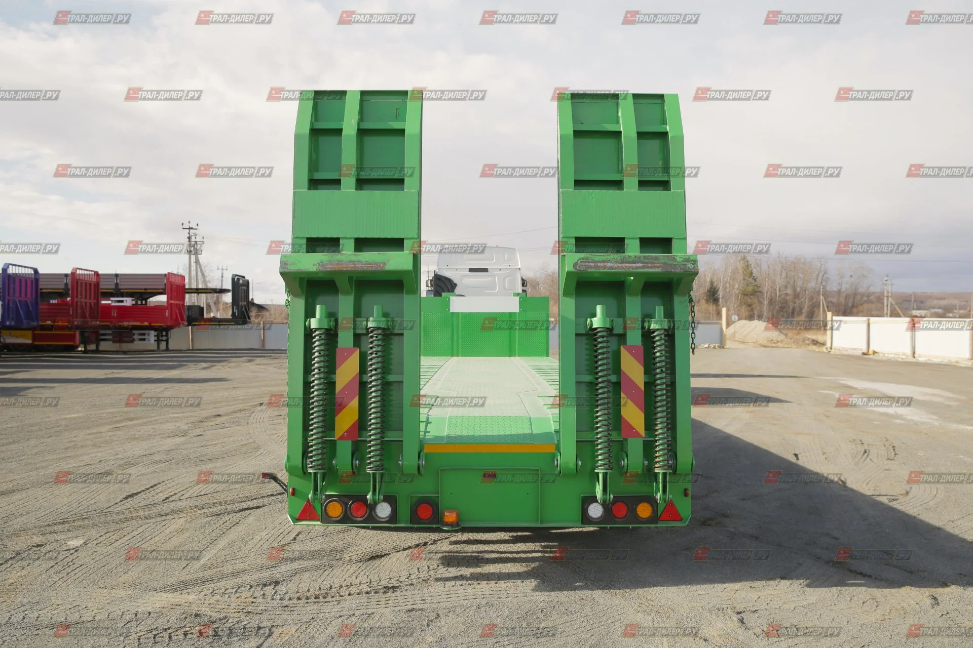 Низкорамный трал AMUR (CIMC)  60 т - миниатюра 4