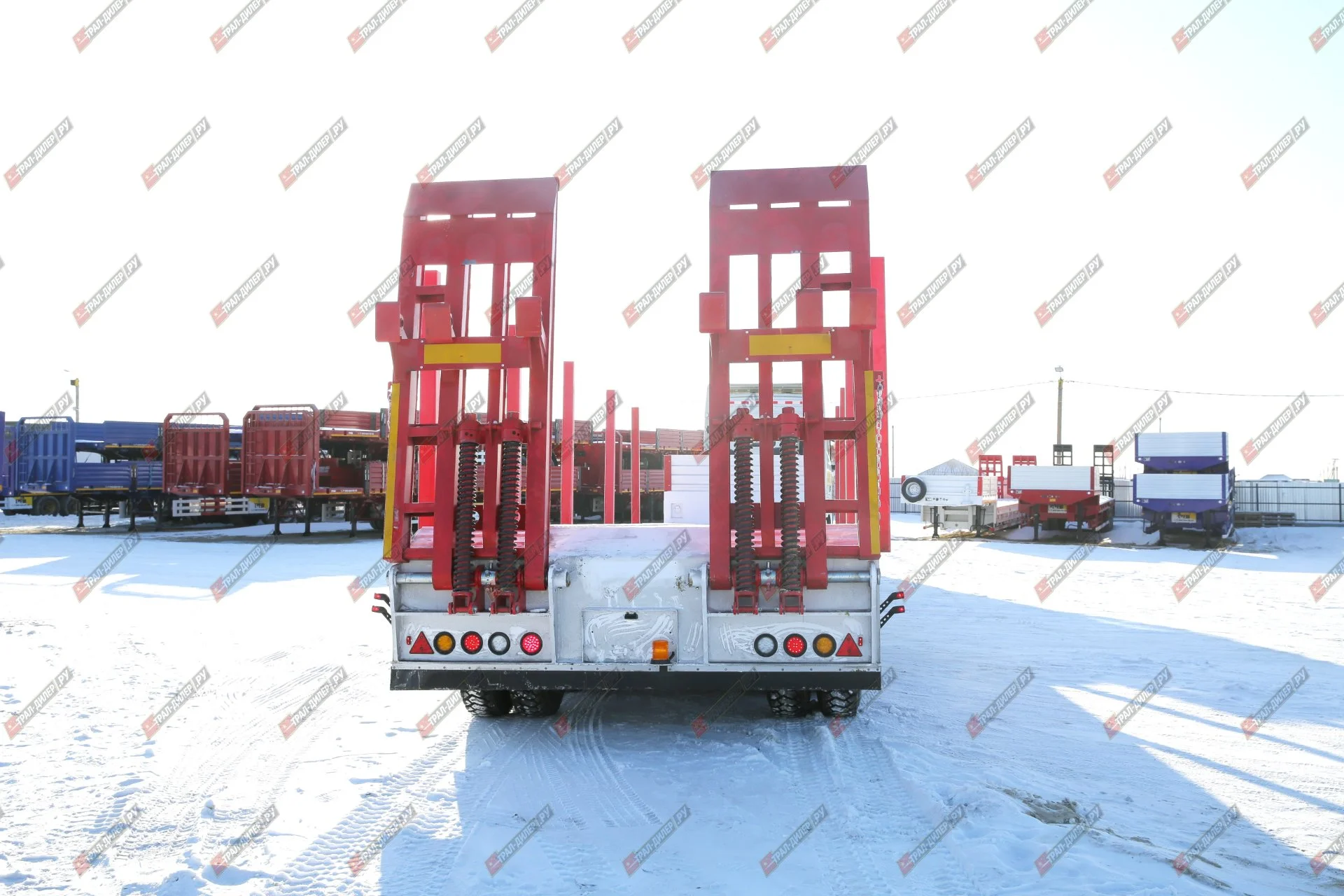 Высокорамный трал Amur (CIMC) LYR9708TDPдля перевозки бульдозера Komatsu 475А - миниатюра 10