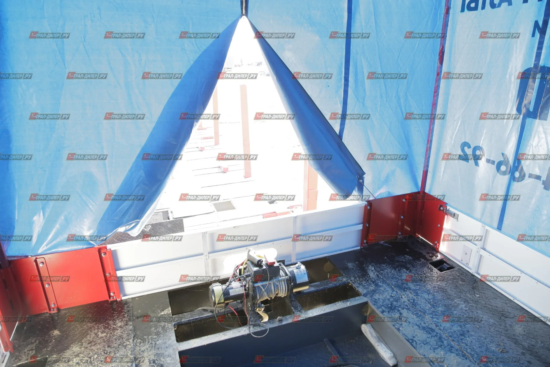Раздвижной низкорамный трал Amur LYR9806TDPW 90т с тентом на гусаке - миниатюра 40