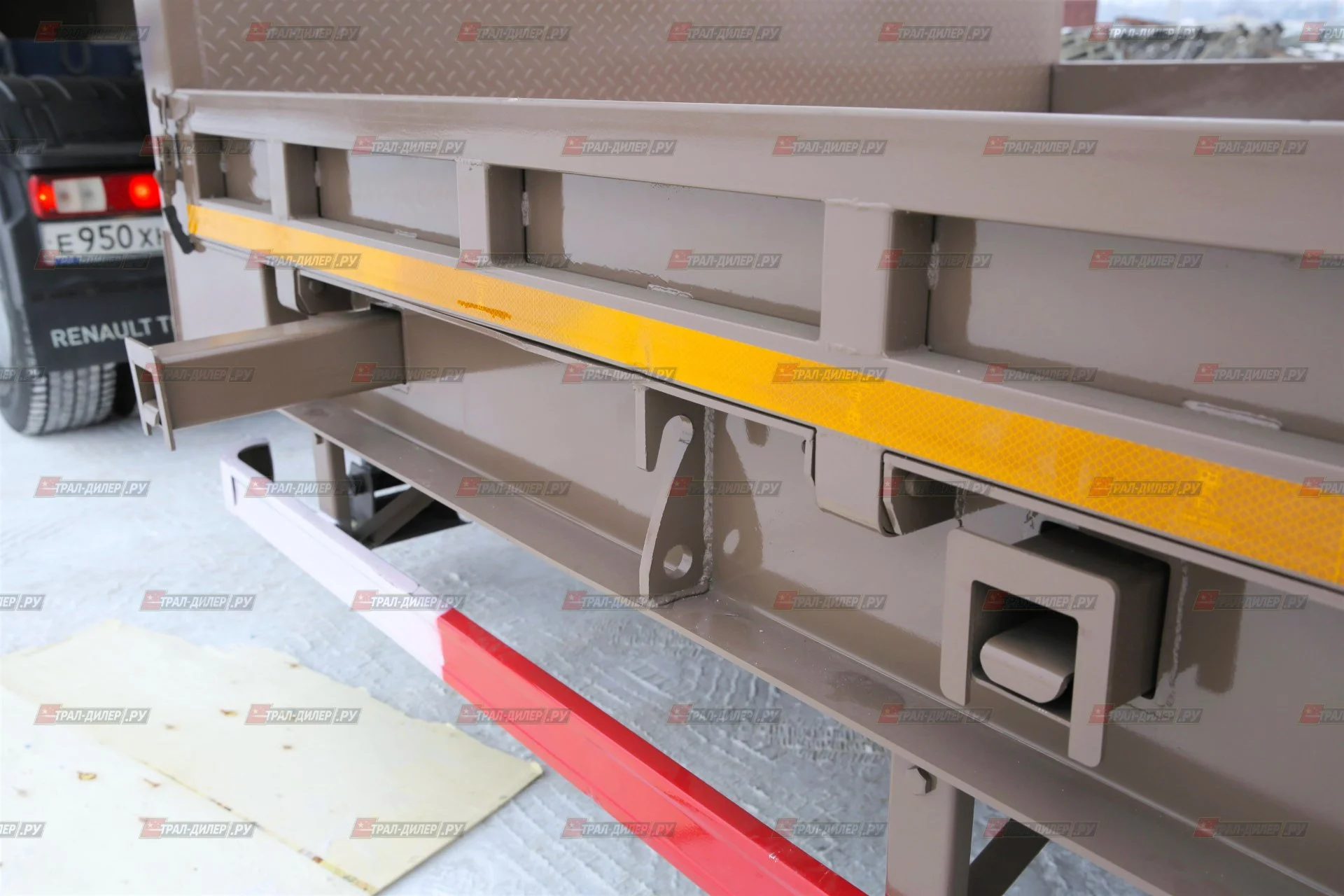 Низкорамный трал Amur LYR9806TDPW 90т - миниатюра 17