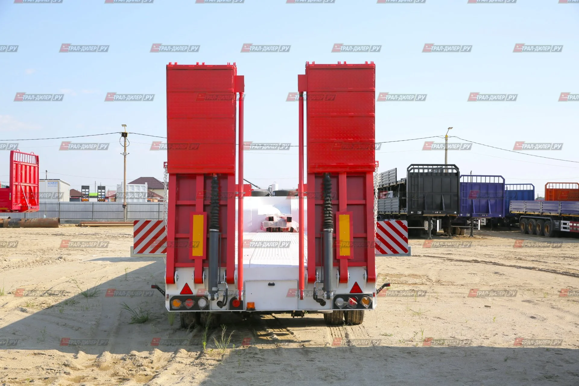 Раздвижной низкорамный трал Amur LYR9806TDPW 70 т - миниатюра 2
