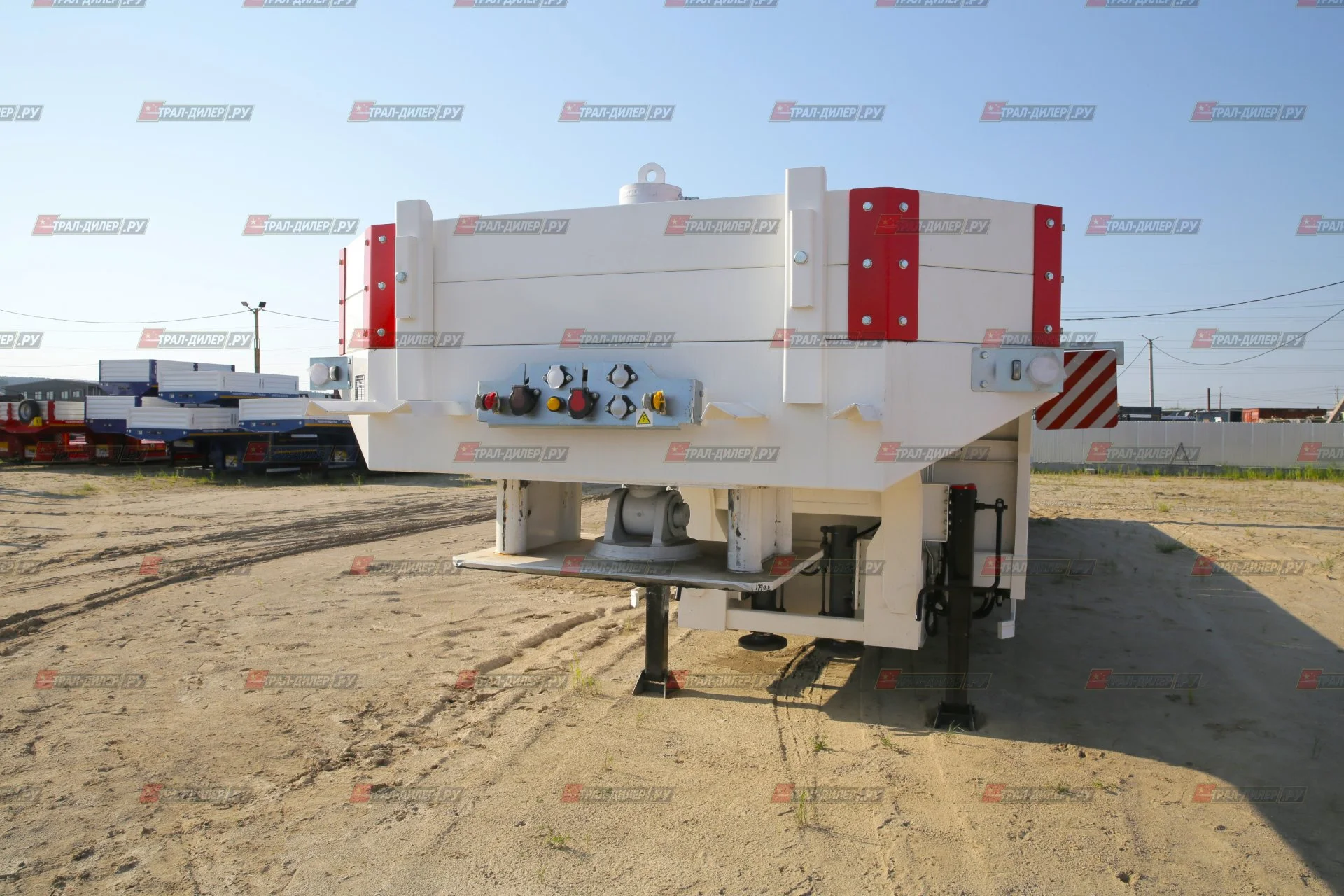 Раздвижной низкорамный трал Amur LYR9806TDPW 70 т - миниатюра 5