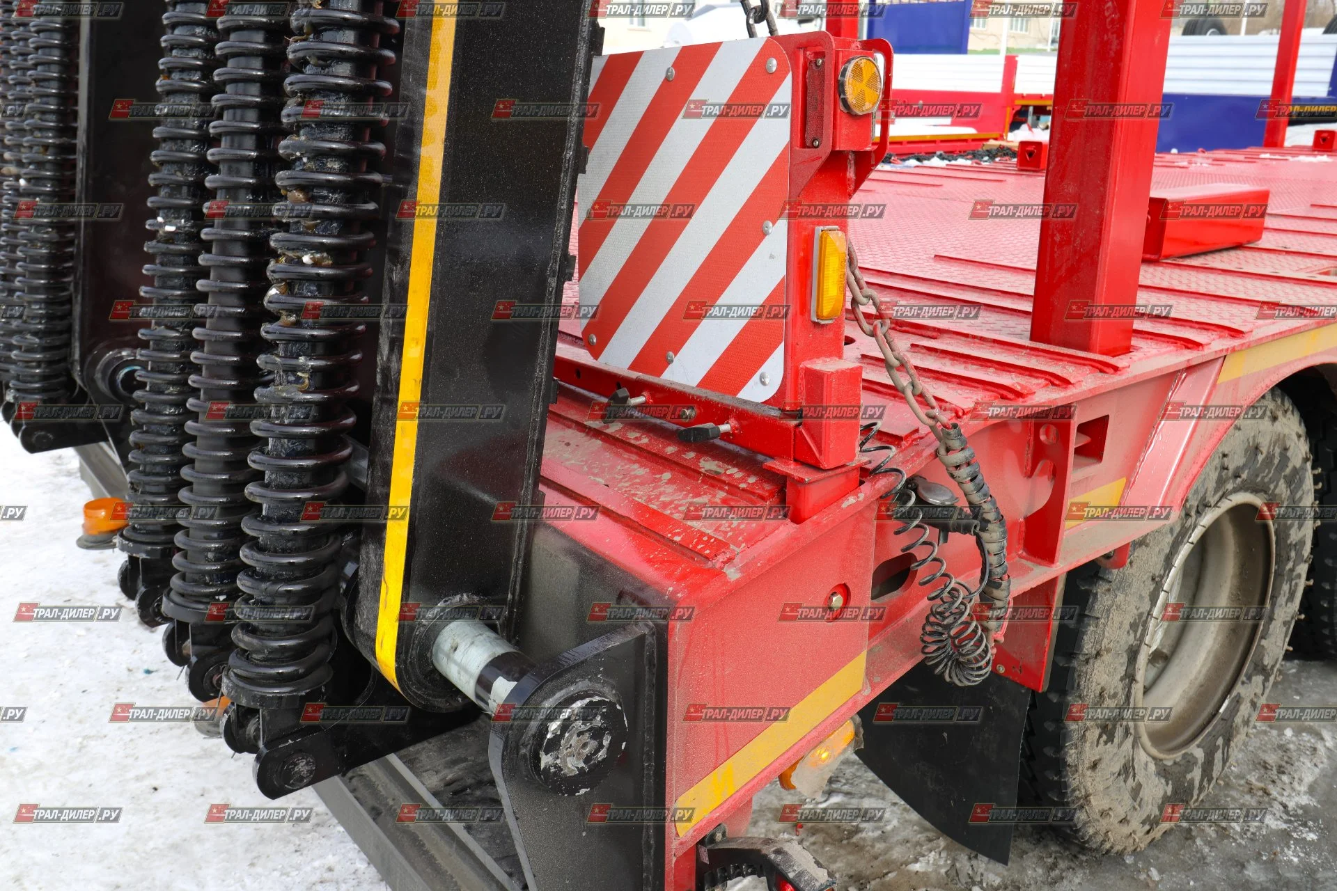 Среднерамный трал CIMC (AMUR) LYR96071TDPХZF 100 т - миниатюра 26