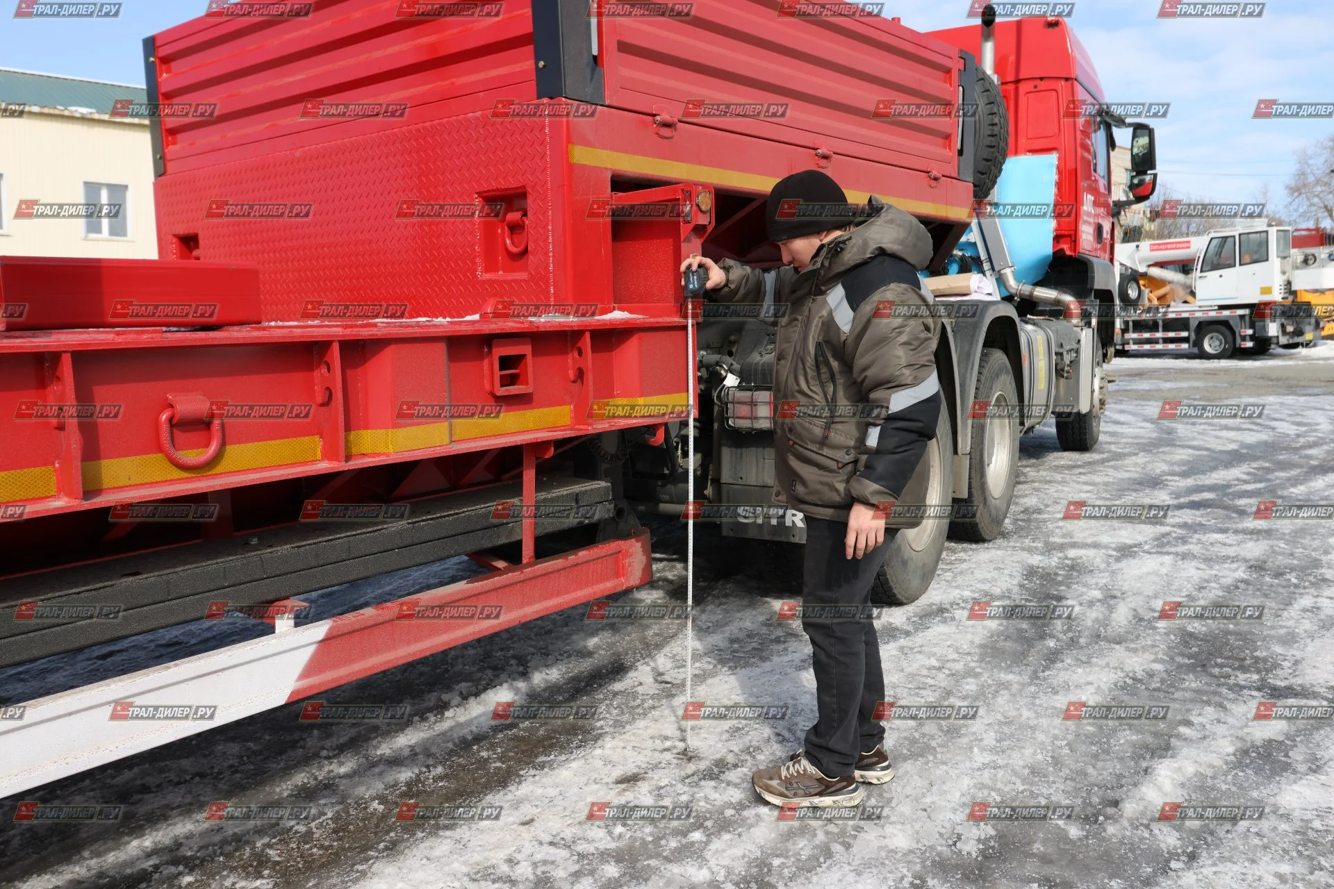 Среднерамный трал CIMC (AMUR) LYR96071TDPХZF 100 т - миниатюра 68