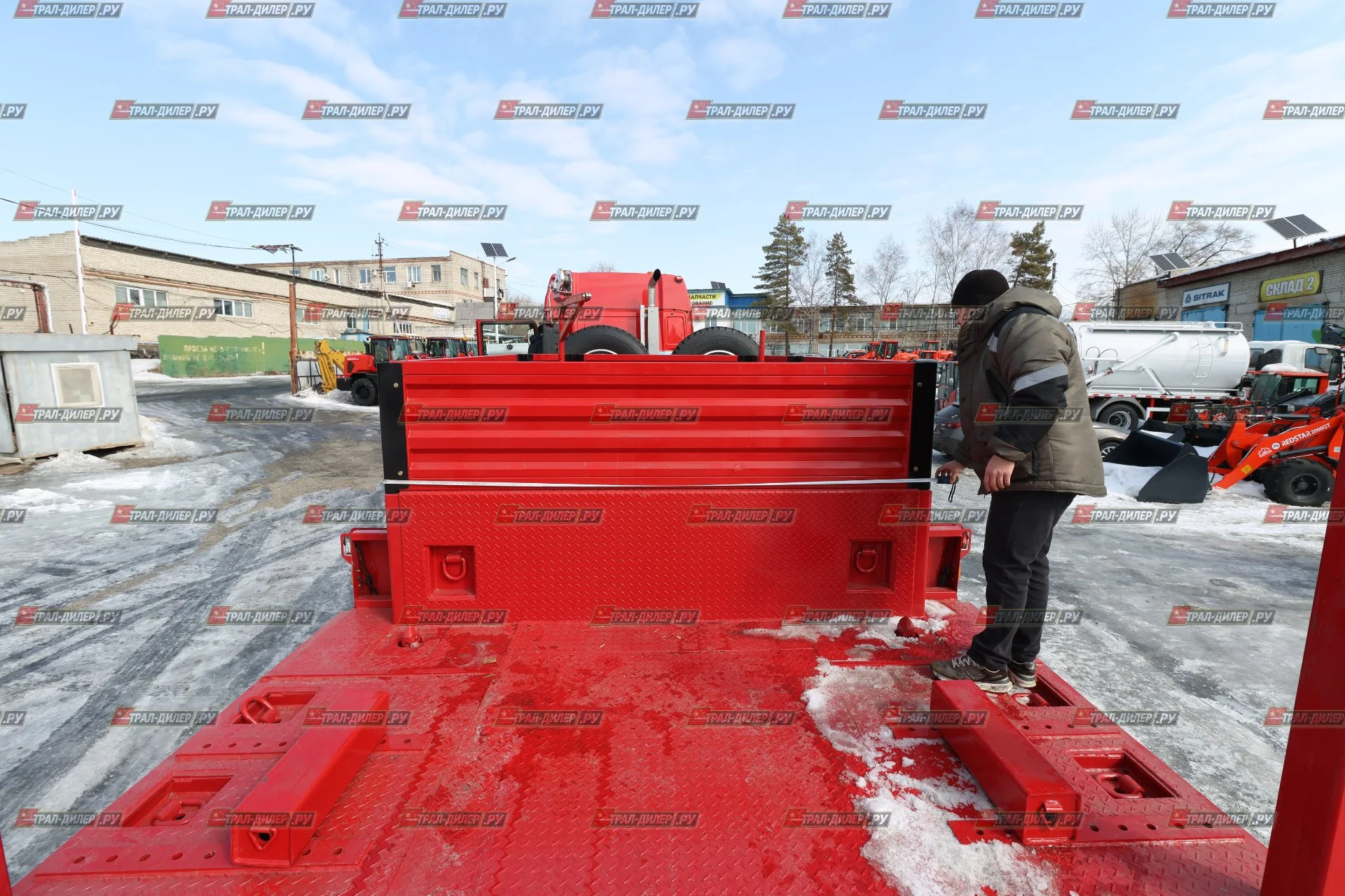 Среднерамный трал CIMC (AMUR) LYR96071TDPХZF 100 т - миниатюра 78
