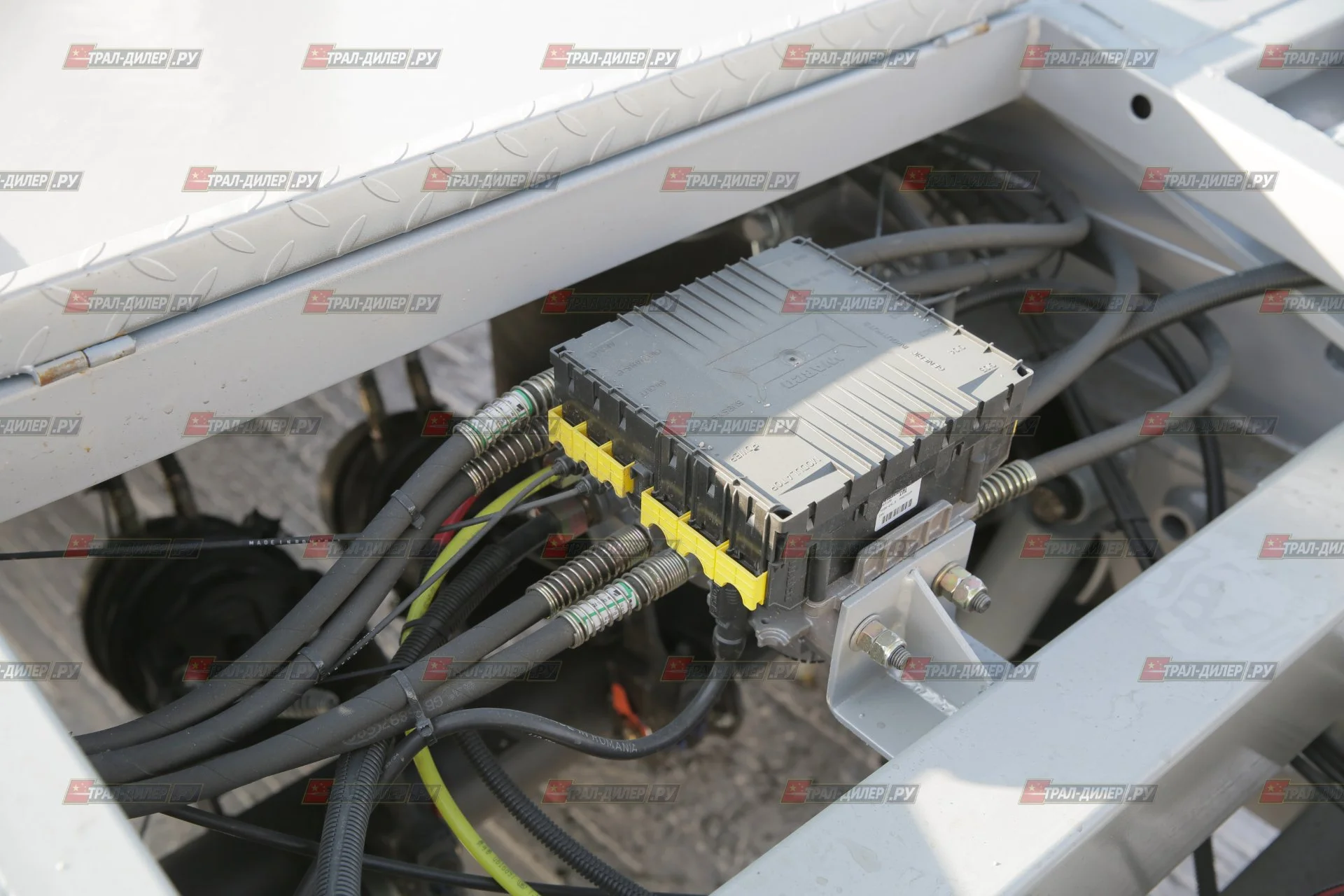 В наличии! Автовоз винтовой Amur LYR9402TCL - миниатюра 33