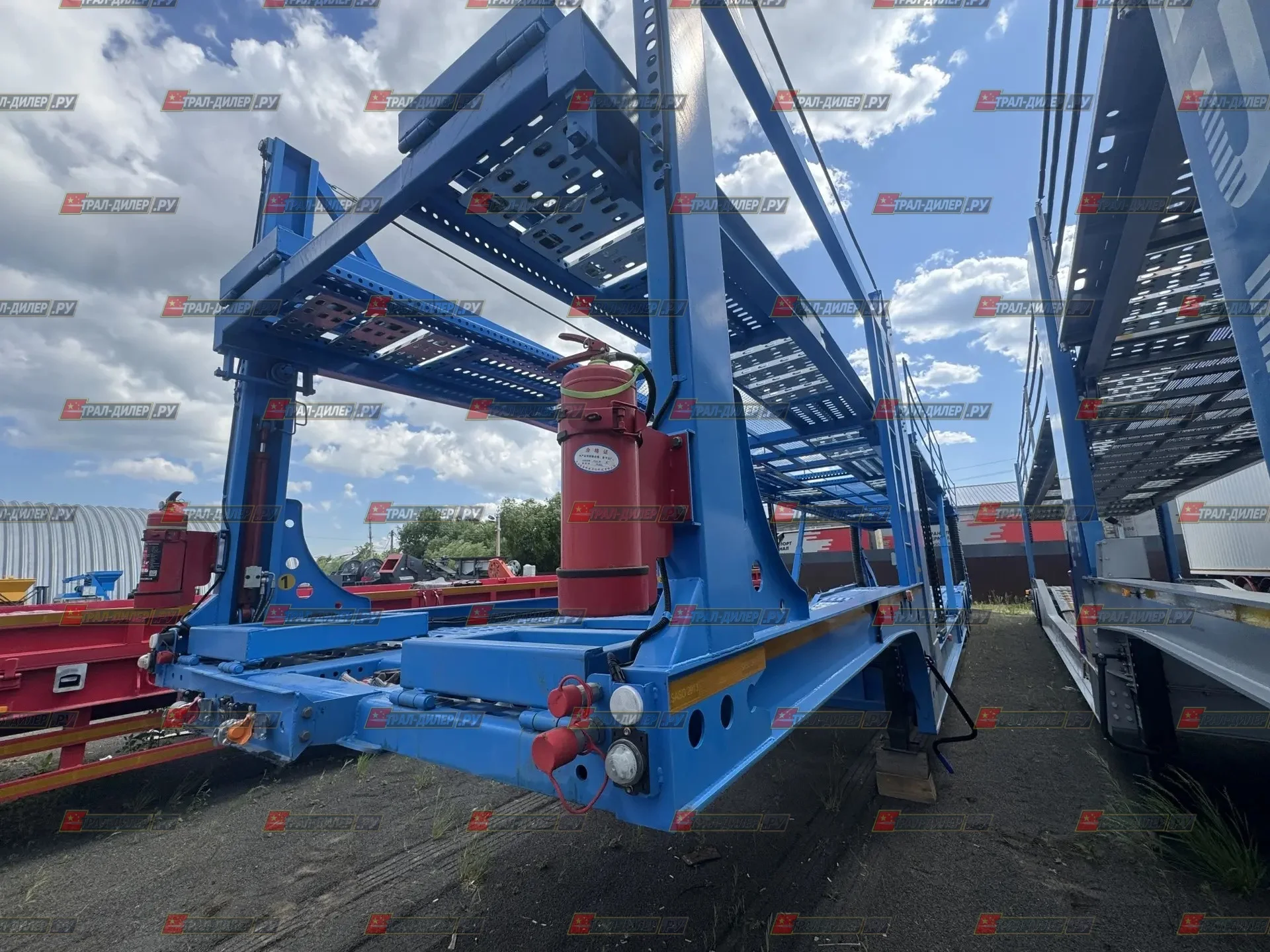 В наличии! Автовоз-контейнеровоз JUYUN LYZ9222TCL 26 г - миниатюра 9