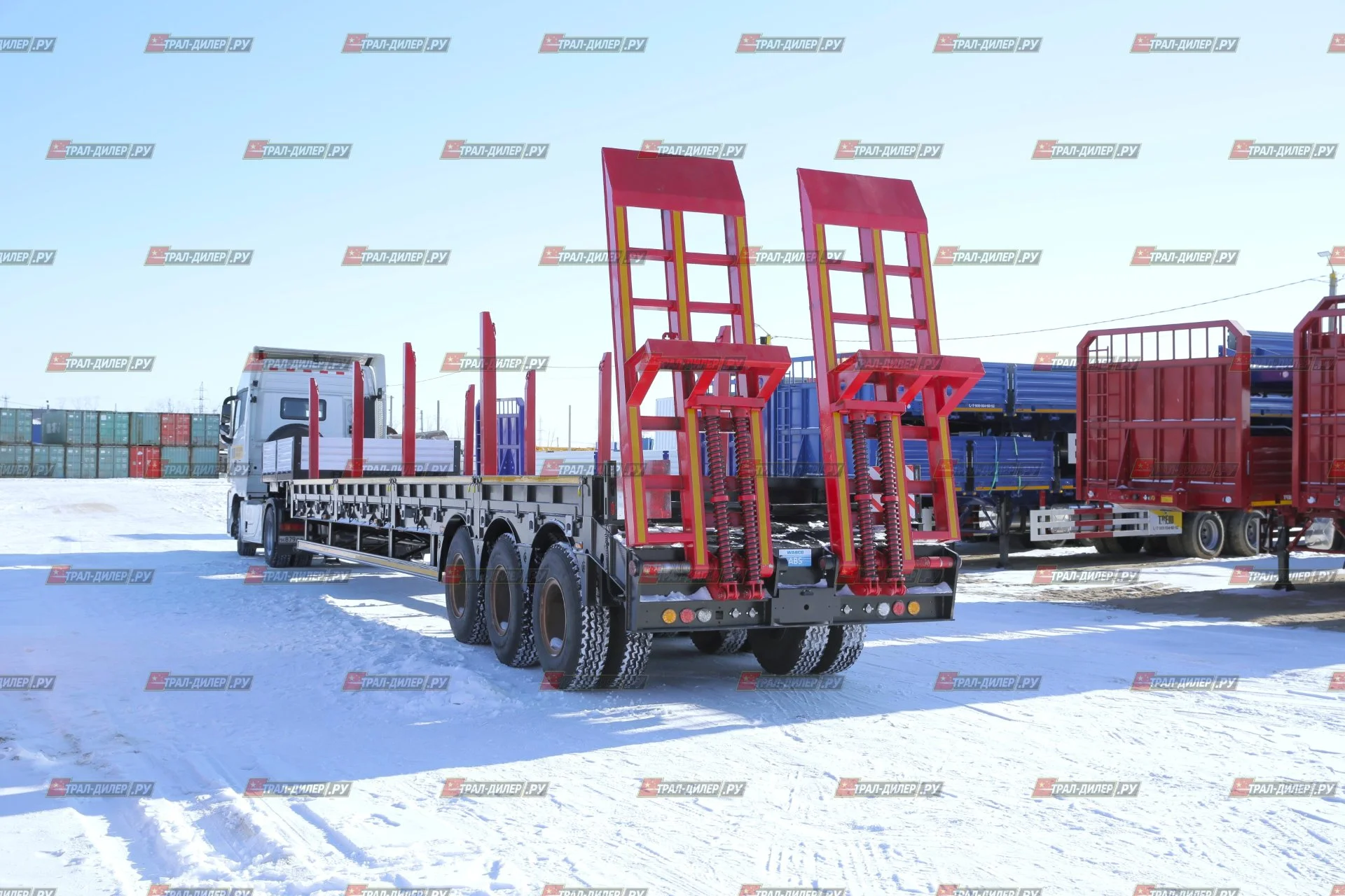 В наличии! Высокорамный  трал Luxuda LZC9302TDP 80 т