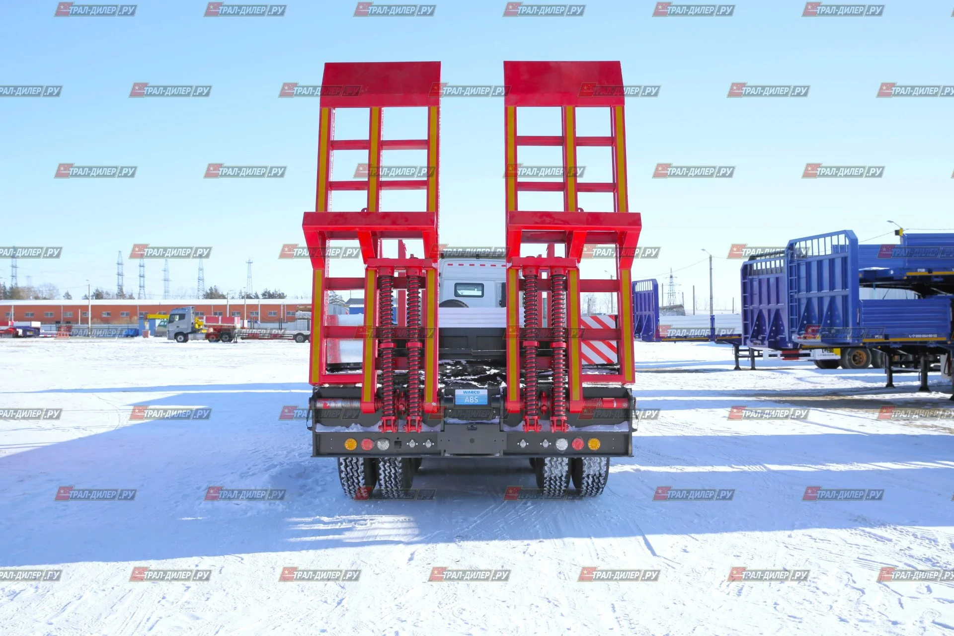 В наличии! Высокорамный  трал Luxuda LZC9302TDP 80 т - миниатюра 2