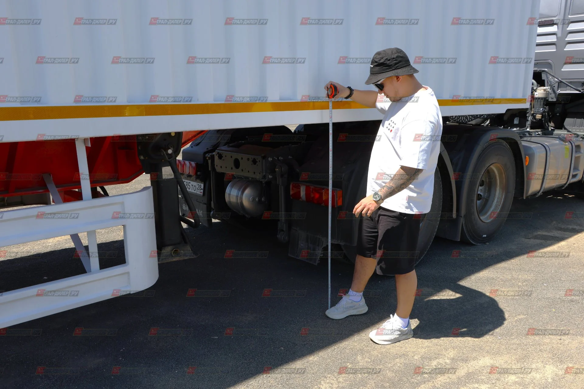 В наличии! Цельнометаллический фургон Amur LYR9400XXYE, объем 118 м3 - миниатюра 13