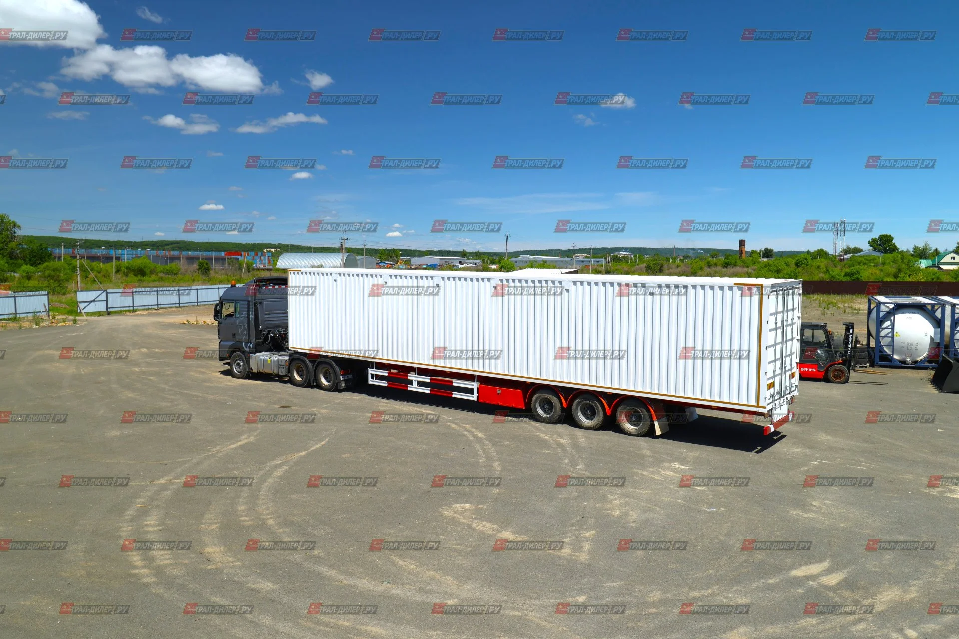 В наличии! Цельнометаллический фургон Amur LYR9400XXYE, объем 118 м3 - миниатюра 4