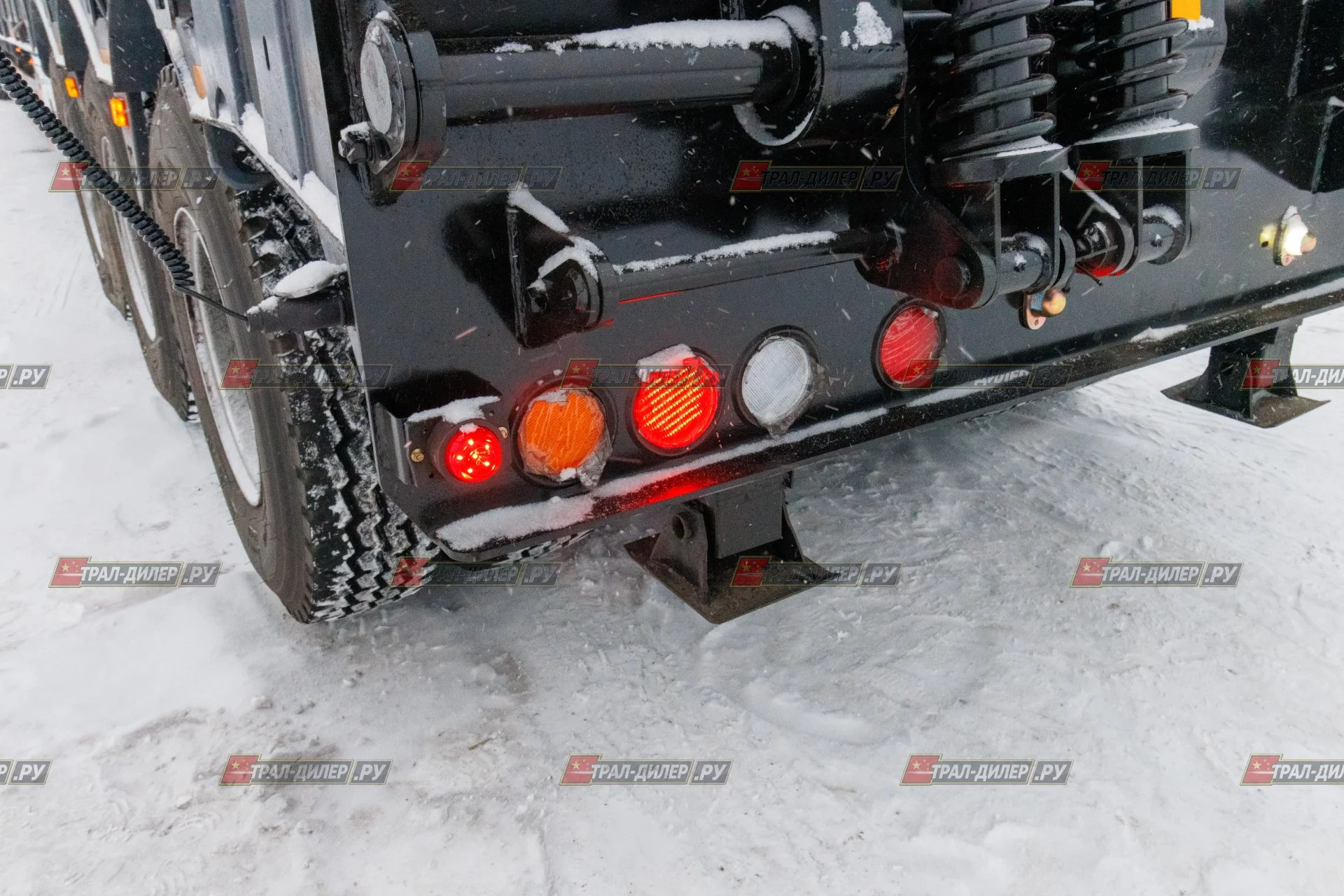 Высокорамный трал Tongyada CTY9603TDPS 80 т - миниатюра 19