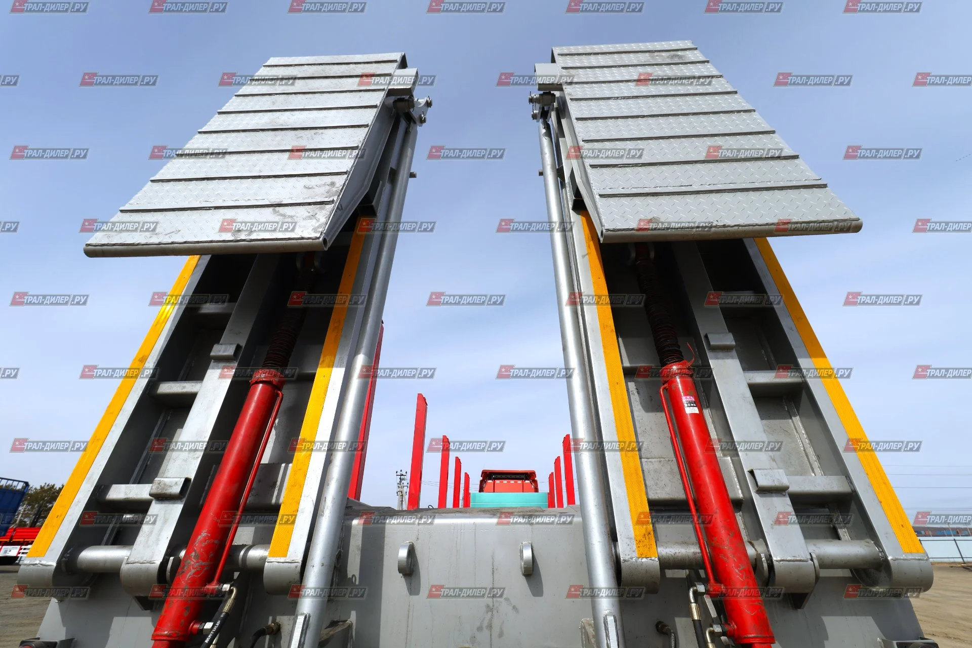 В наличии!  Низкорамный трал Tongyada CTY9804TDPS - миниатюра 6