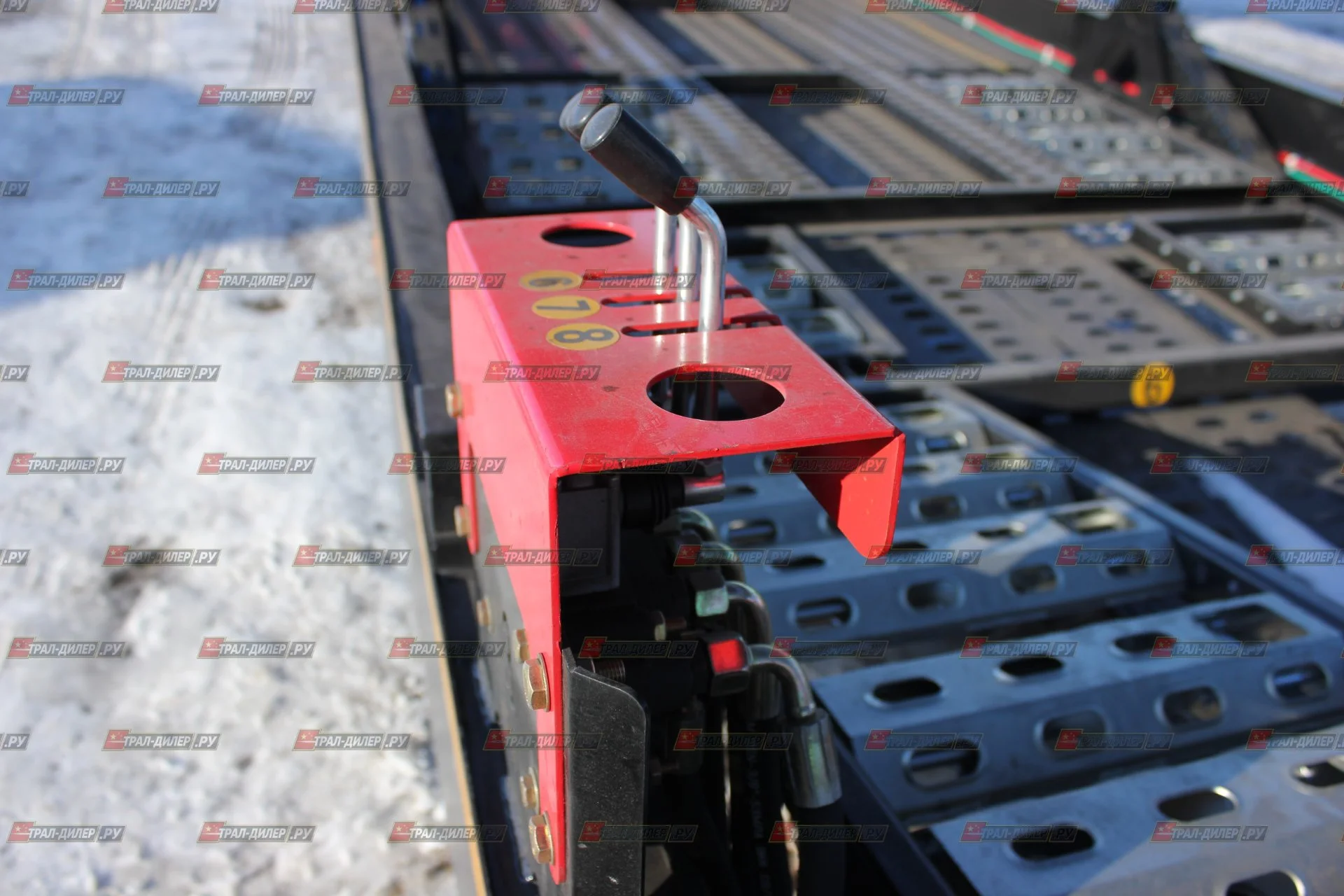 Автовоз винтовой Luxuda LZC9405BG на 8 машин - миниатюра 16