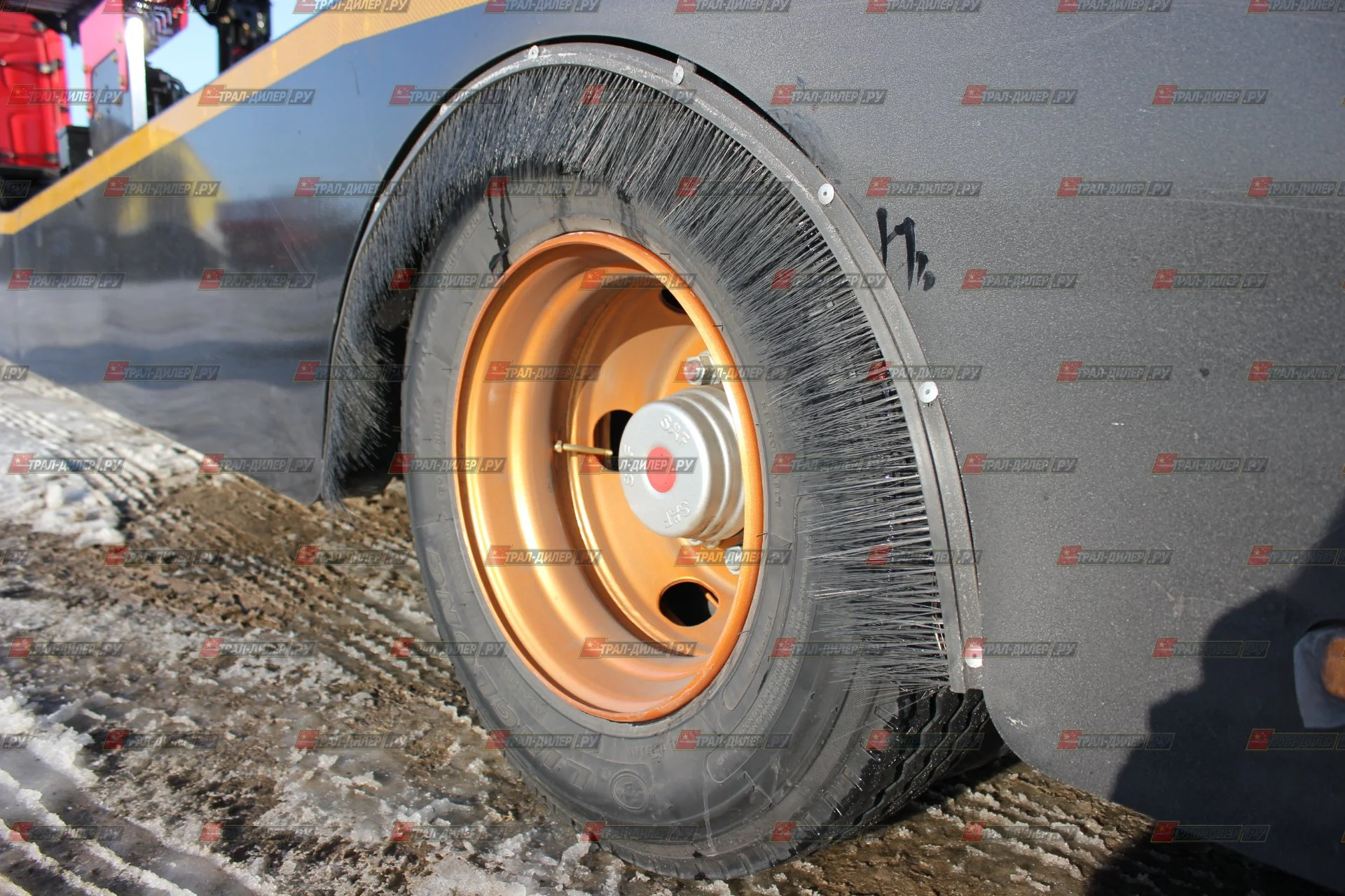 Автовоз винтовой Luxuda LZC9405BG на 8 машин - миниатюра 18