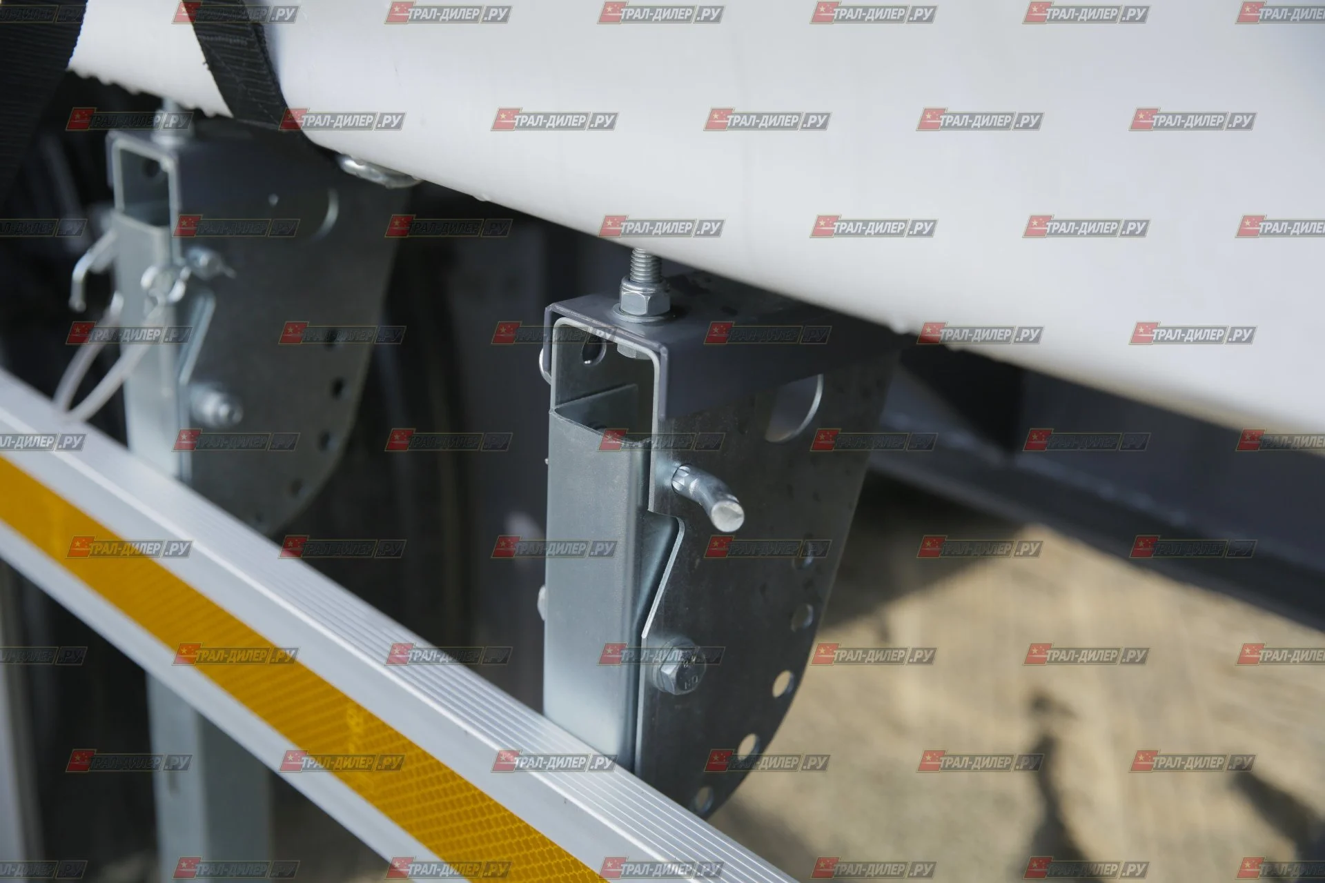 В наличии! Шторный полуприцеп Luxuda LZC9406XXYCL - миниатюра 16