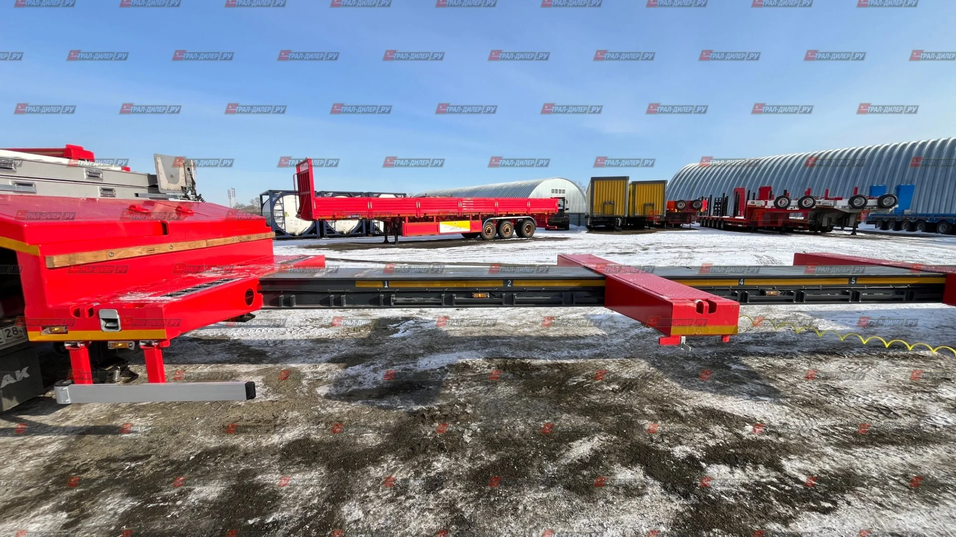 В наличии! Низкорамный раздвижной трал Amur LYR9806TDPW - миниатюра 3