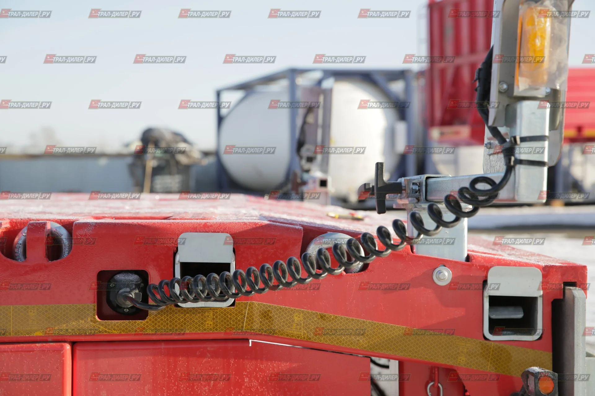 В наличии! Низкорамный раздвижной трал Amur LYR9806TDPW - миниатюра 11