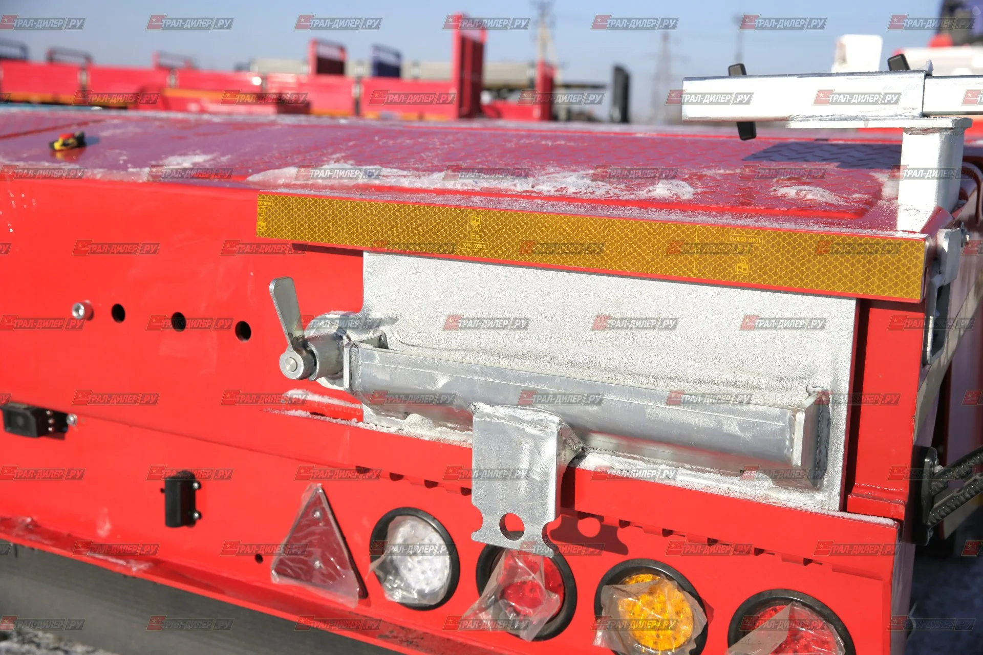 В наличии! Низкорамный раздвижной трал Amur LYR9806TDPW - миниатюра 35