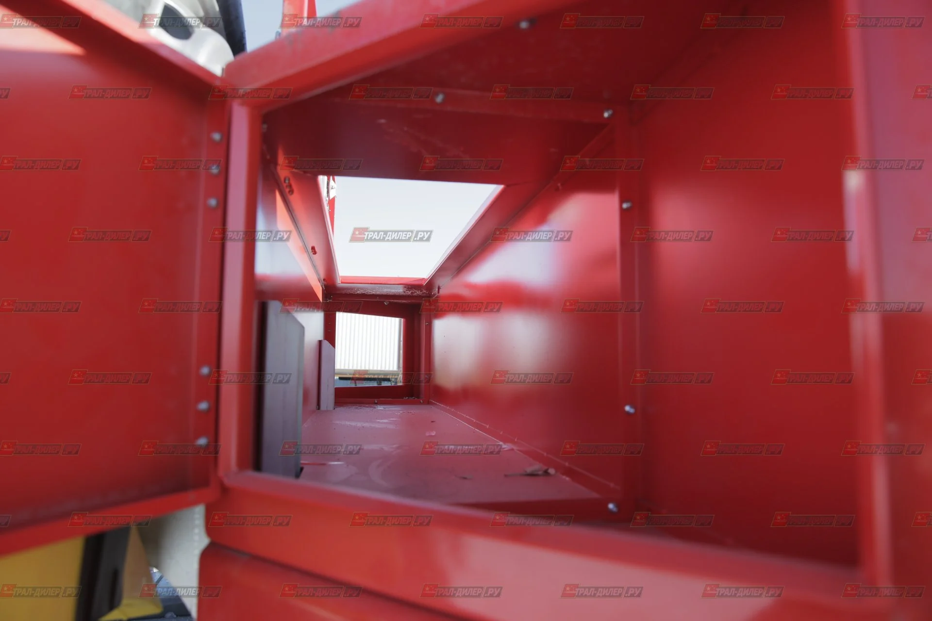 В наличии! Низкорамный раздвижной трал Amur LYR9806TDPW - миниатюра 42
