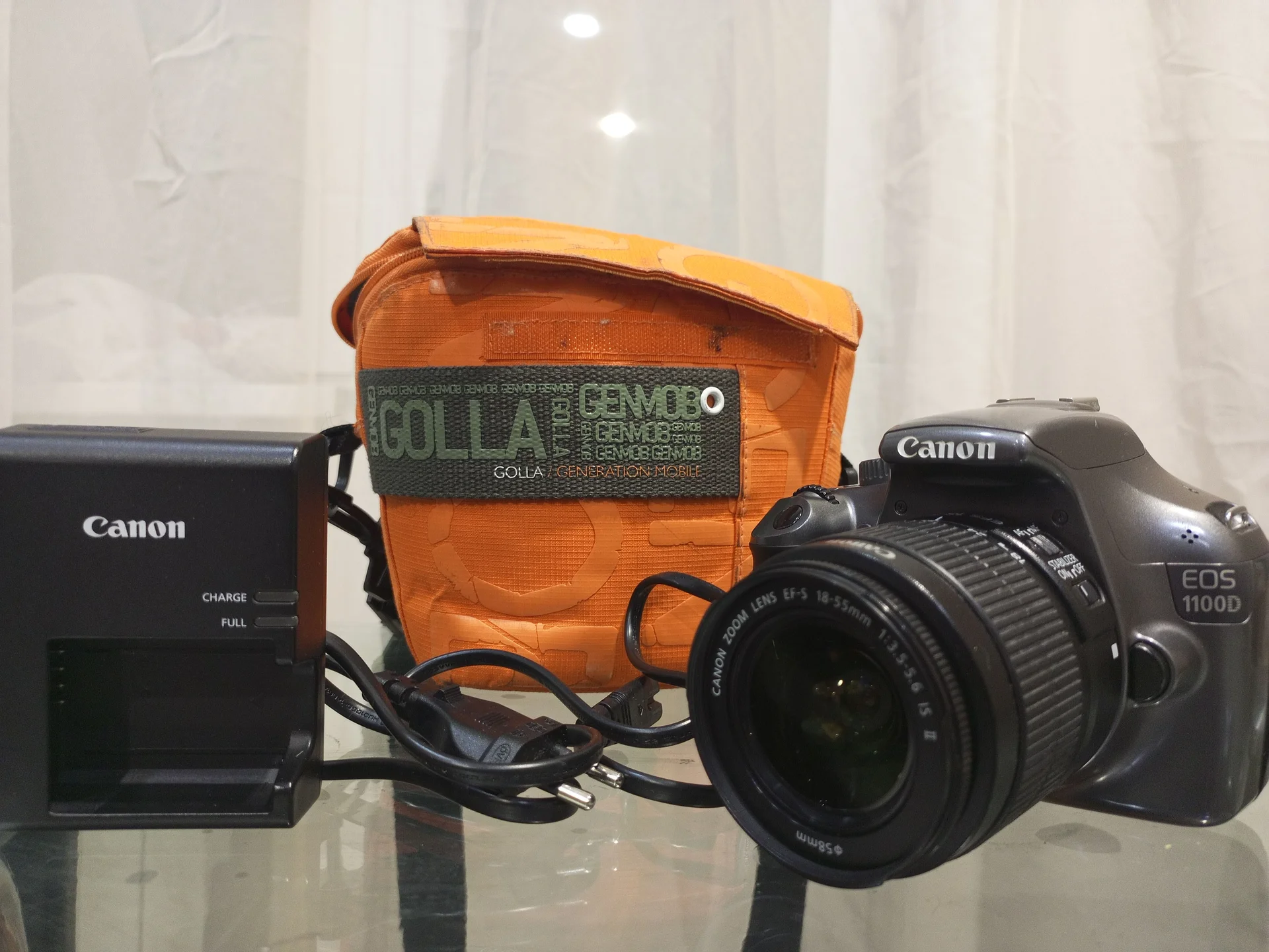 Фотоаппарат Canon 1100D - миниатюра 2