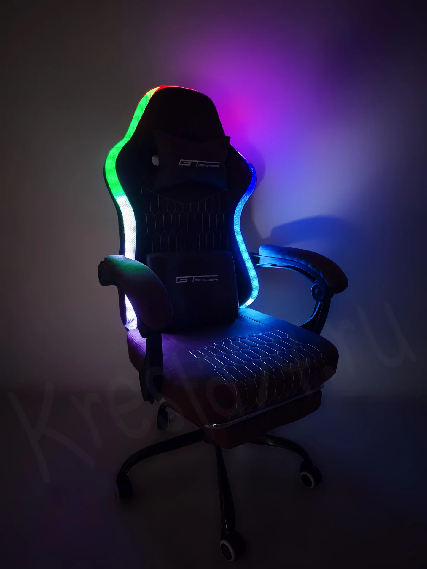 Геймерское кресло из ткани с RGB подсветкой - миниатюра 2