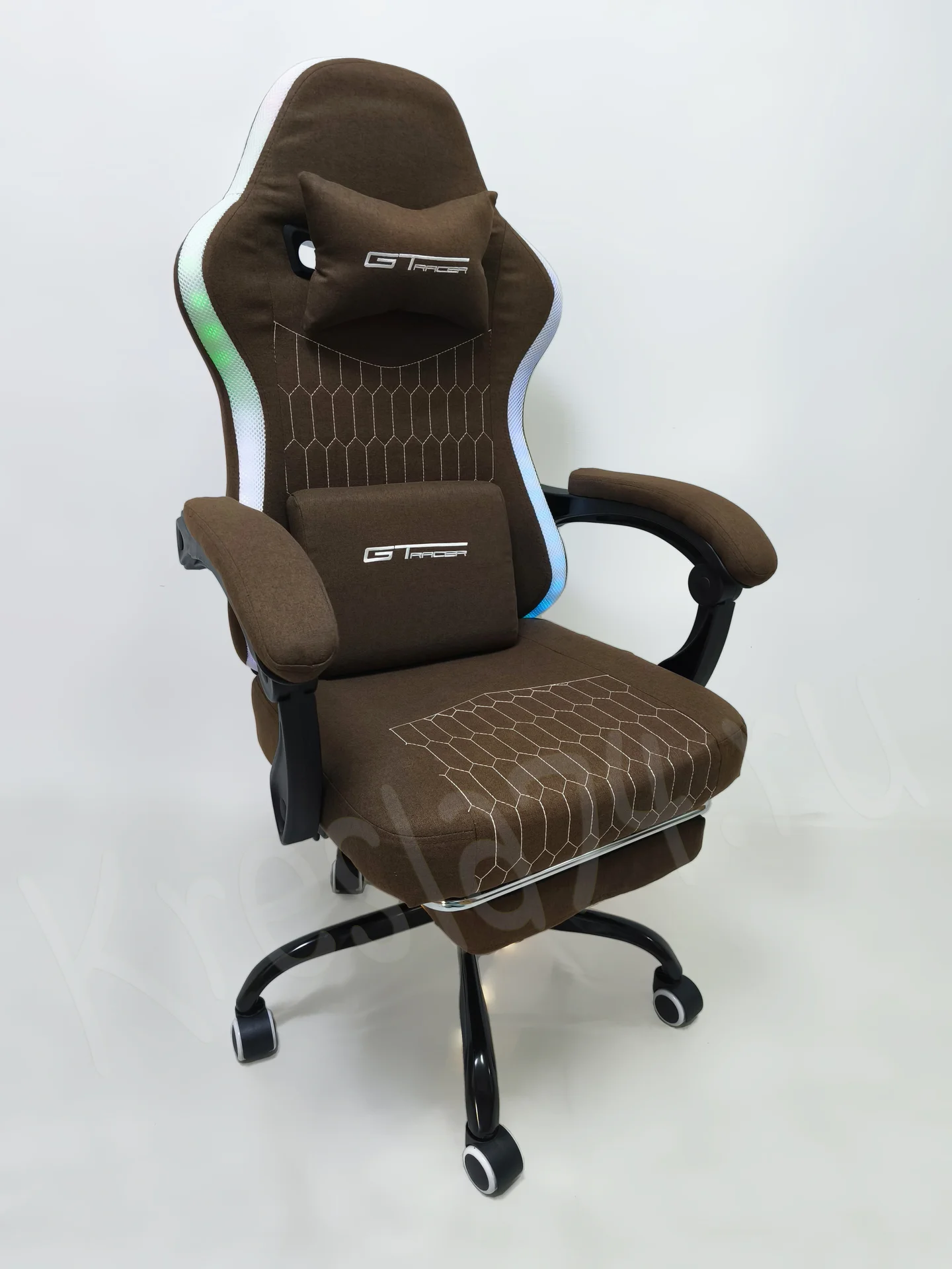 Геймерское кресло из ткани с RGB подсветкой - миниатюра 6