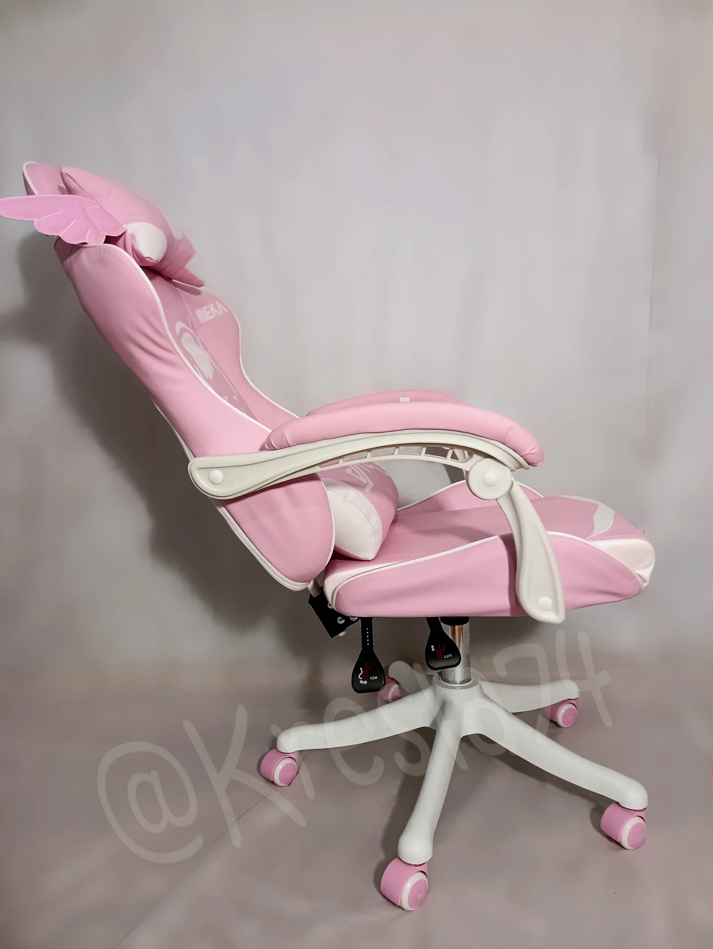 Геймерское кресло Pink Love. Розового цвета - миниатюра 4
